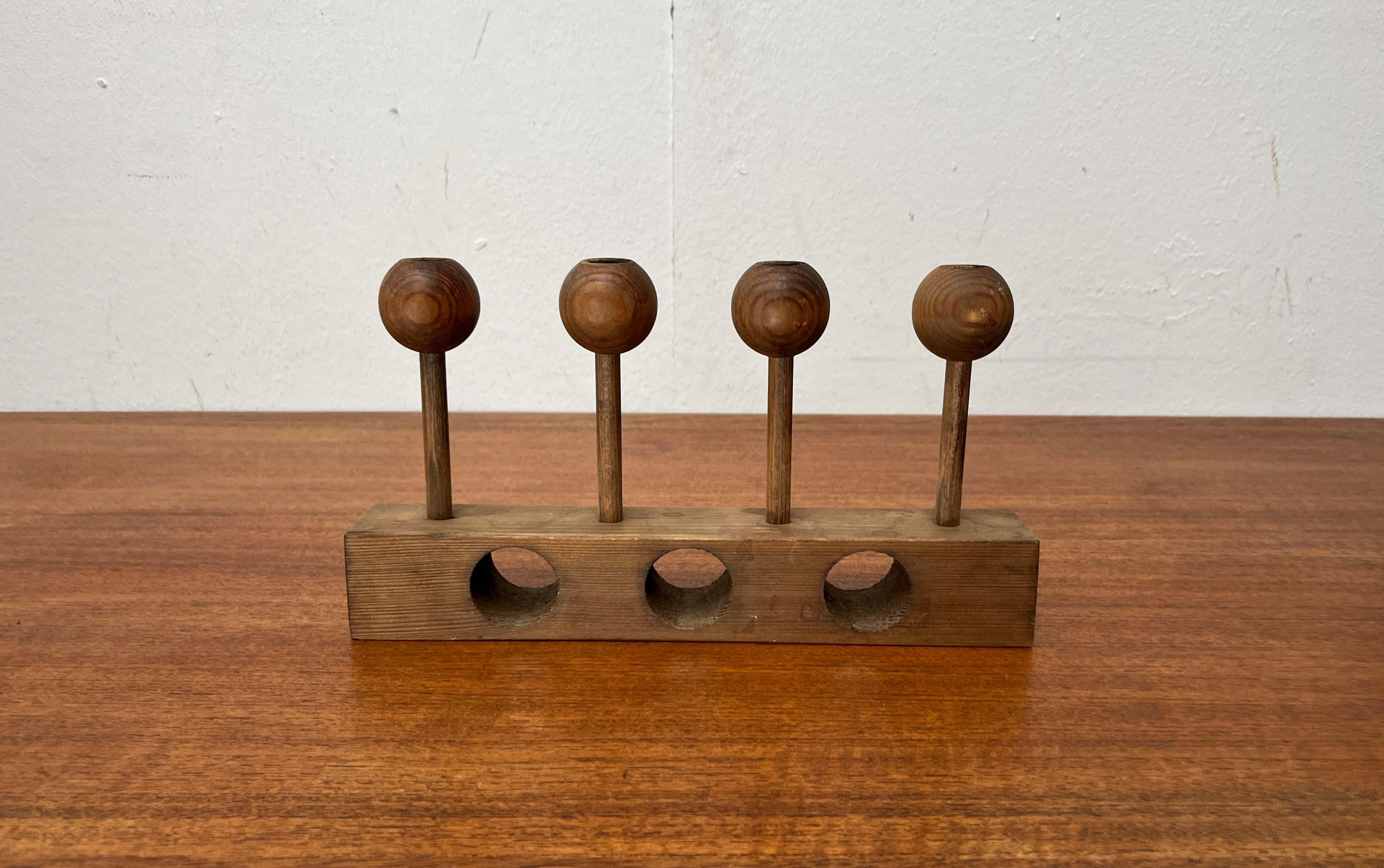 XX secolo Portacandele in legno della modernità di metà secolo di Aarikka, anni '60 in vendita