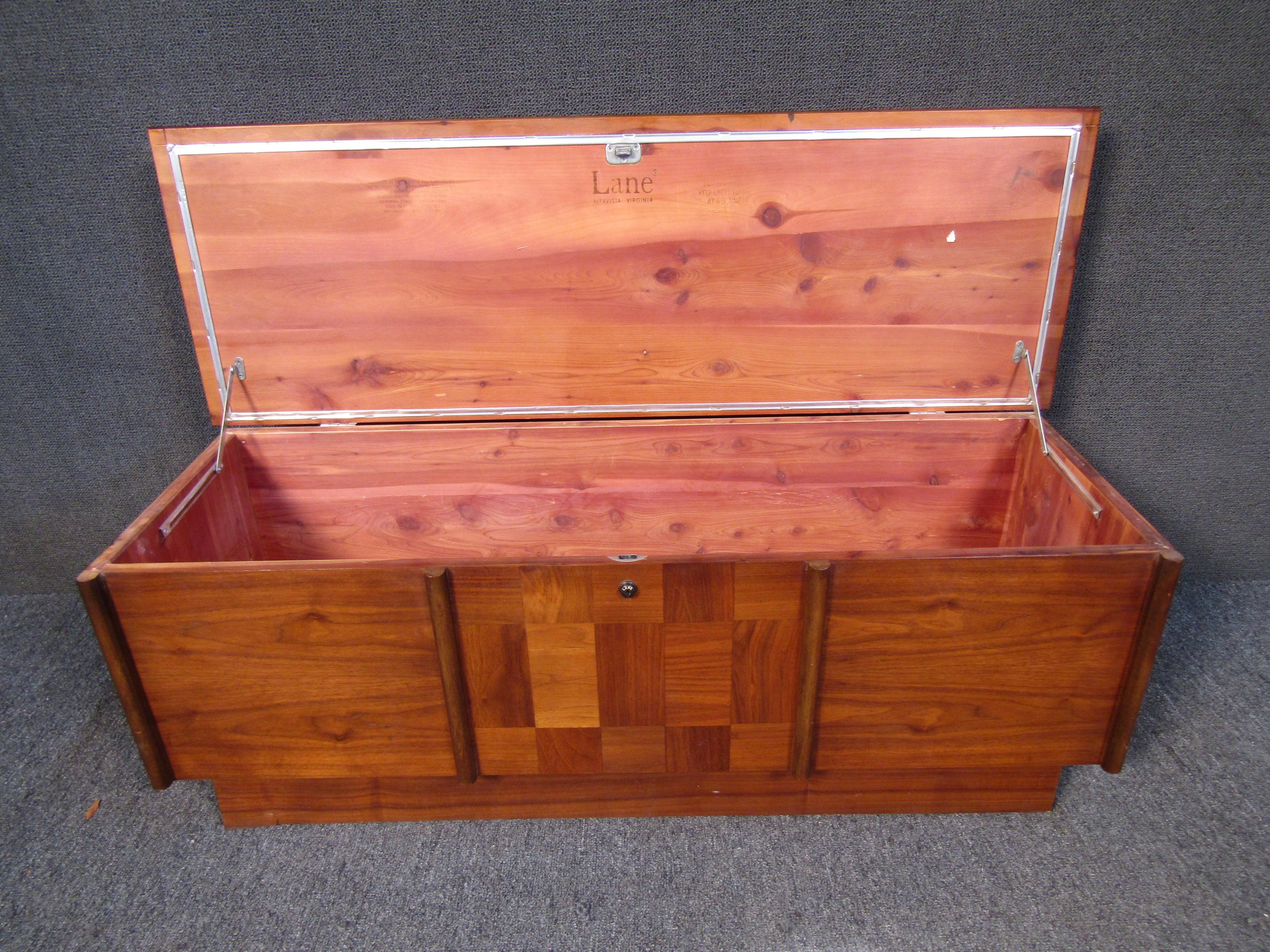 Mid-Century Modern Wooden Chest by Lane For Sale 5