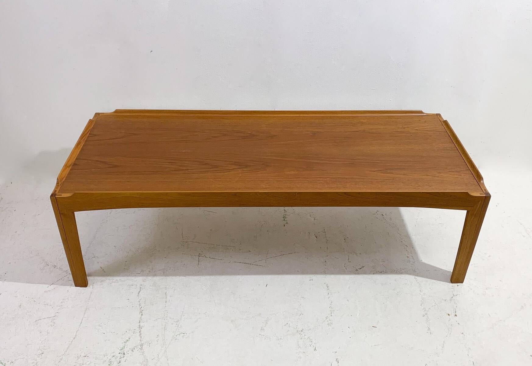 Italian Mid-Century Modern Wooden Coffee Table, Denmark, 1960s For Sale