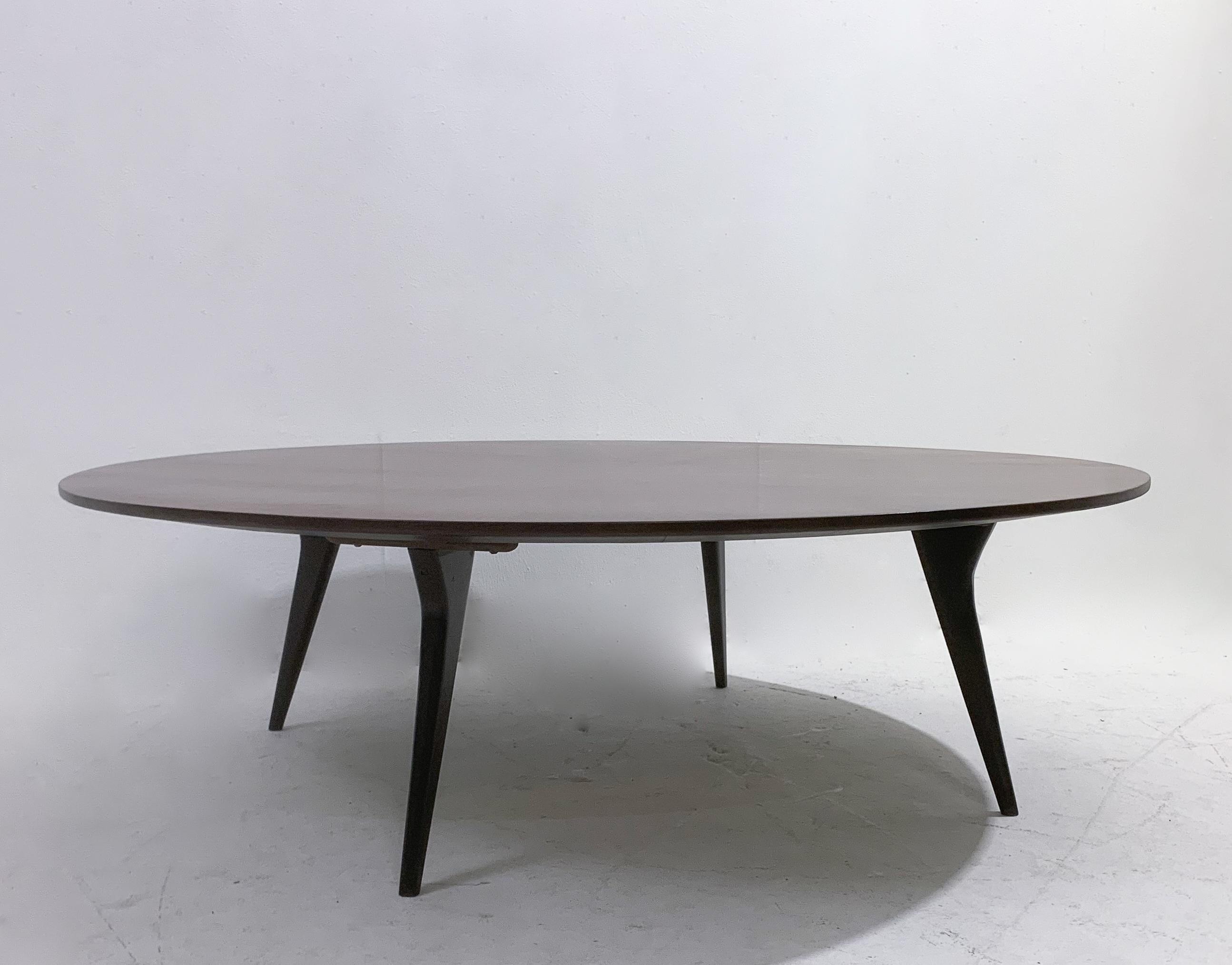 Mid-Century Modern Wooden Coffee Table, Italy, 1960s 4