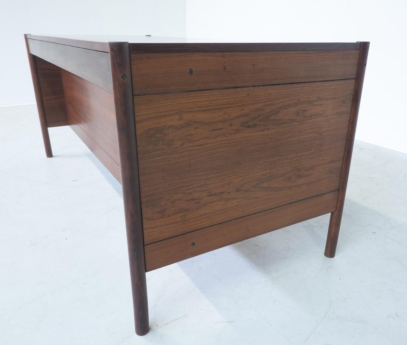 Mid-Century Modern Wooden Desk by Jean Gillon, Brazil, 1960s For Sale 6