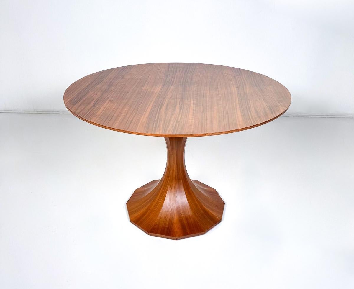 		
Table de salle à manger en bois, Italie, années 1960