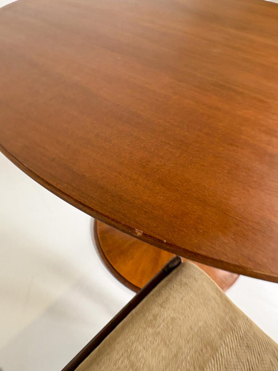 Mid-Century Modern The Moderns Moderns Dining en bois Clessidra  Table, Italie, années 1960 en vente