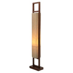 Mid Century Modern Wooden Floor Lamp, Europe Mid-20th Century