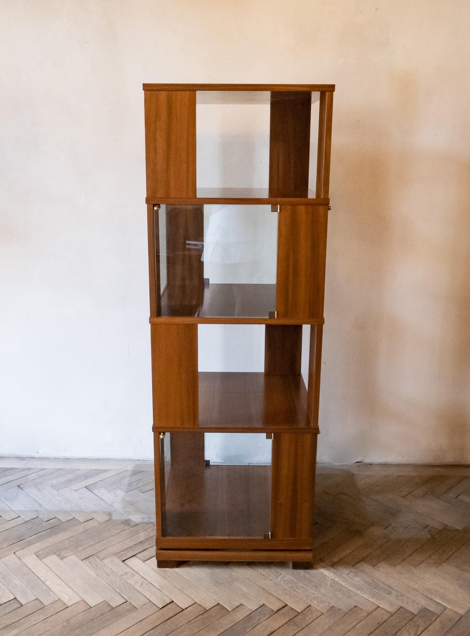 Mid-Century Modern Wooden Glass Rotating Bookcase Vitrine, Italy, 1960s 10