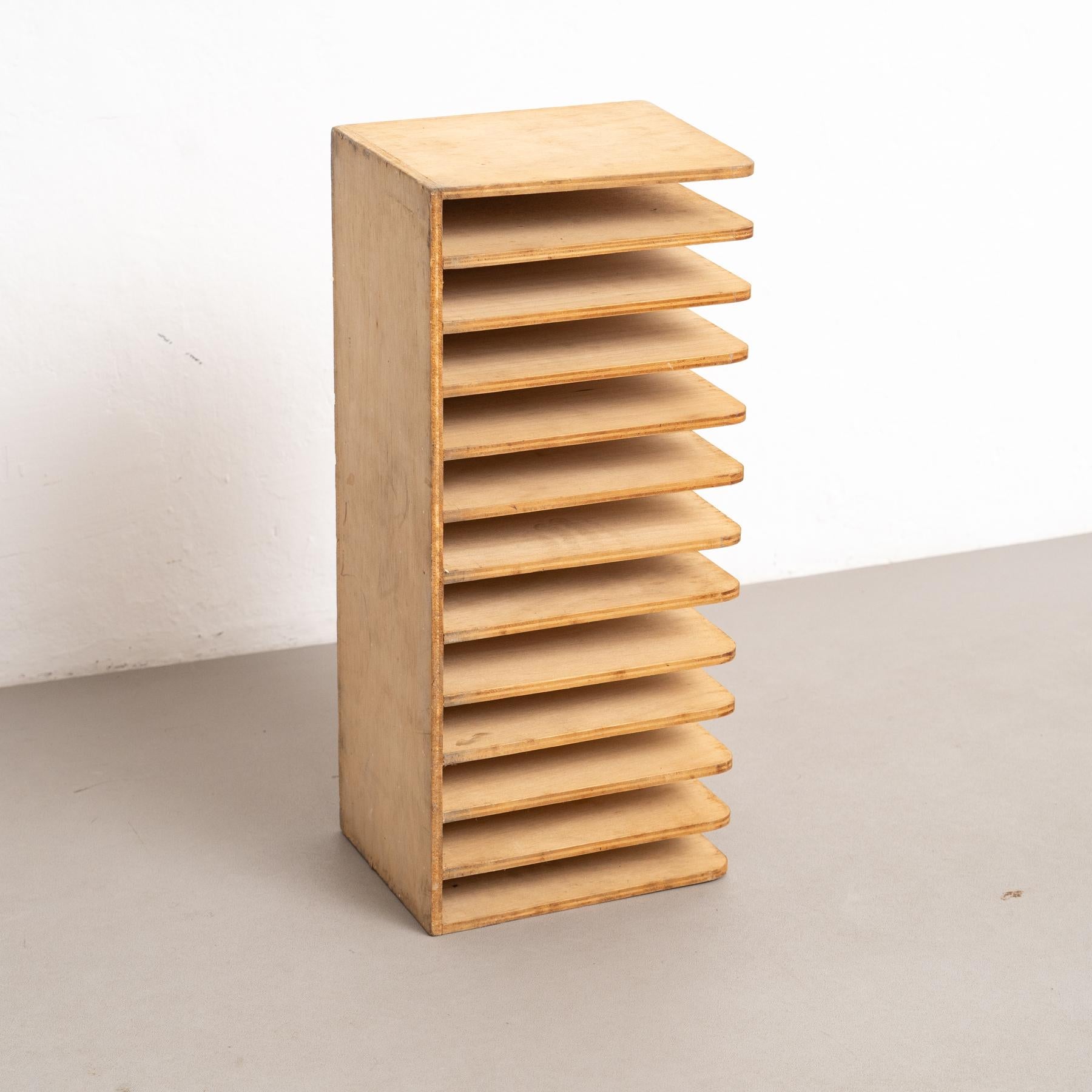 German Mid-Century Modern Wooden Magazine Holder, Circa 1950 – Bauhaus Style For Sale