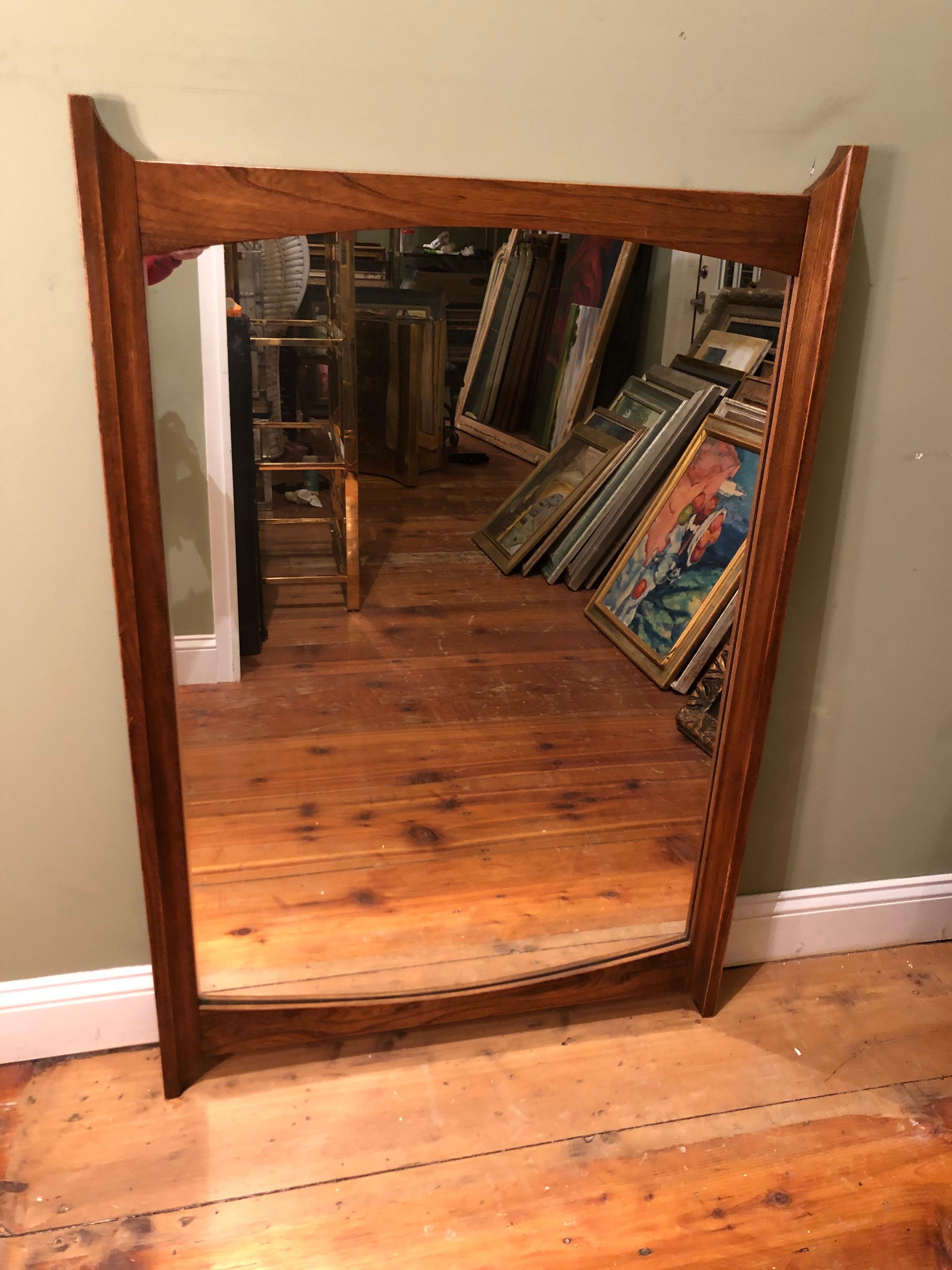 Mid-Century Modern Wooden Mirror In Good Condition In Redding, CT
