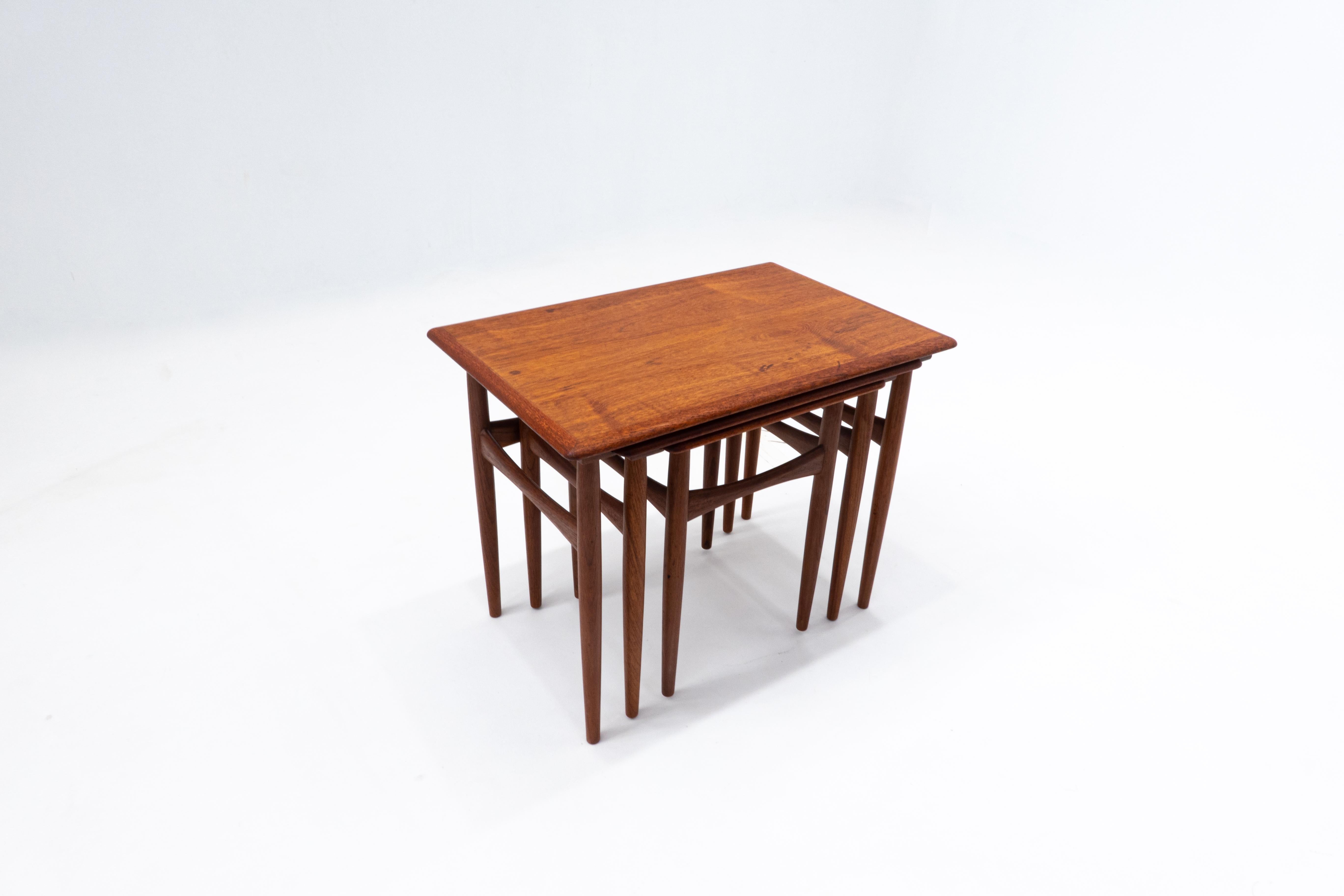 Mid-Century Modern wooden nesting tables, Scandinavian, 1960s.