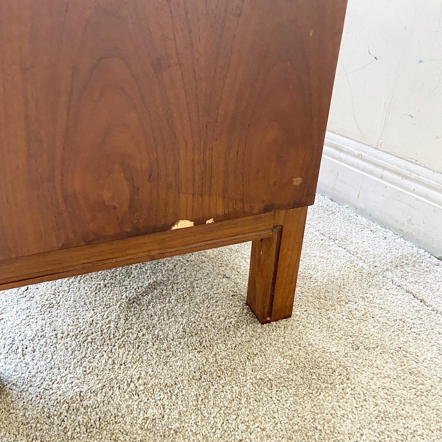 Mid-20th Century Mid Century Modern Wooden Nightstands - Pair For Sale