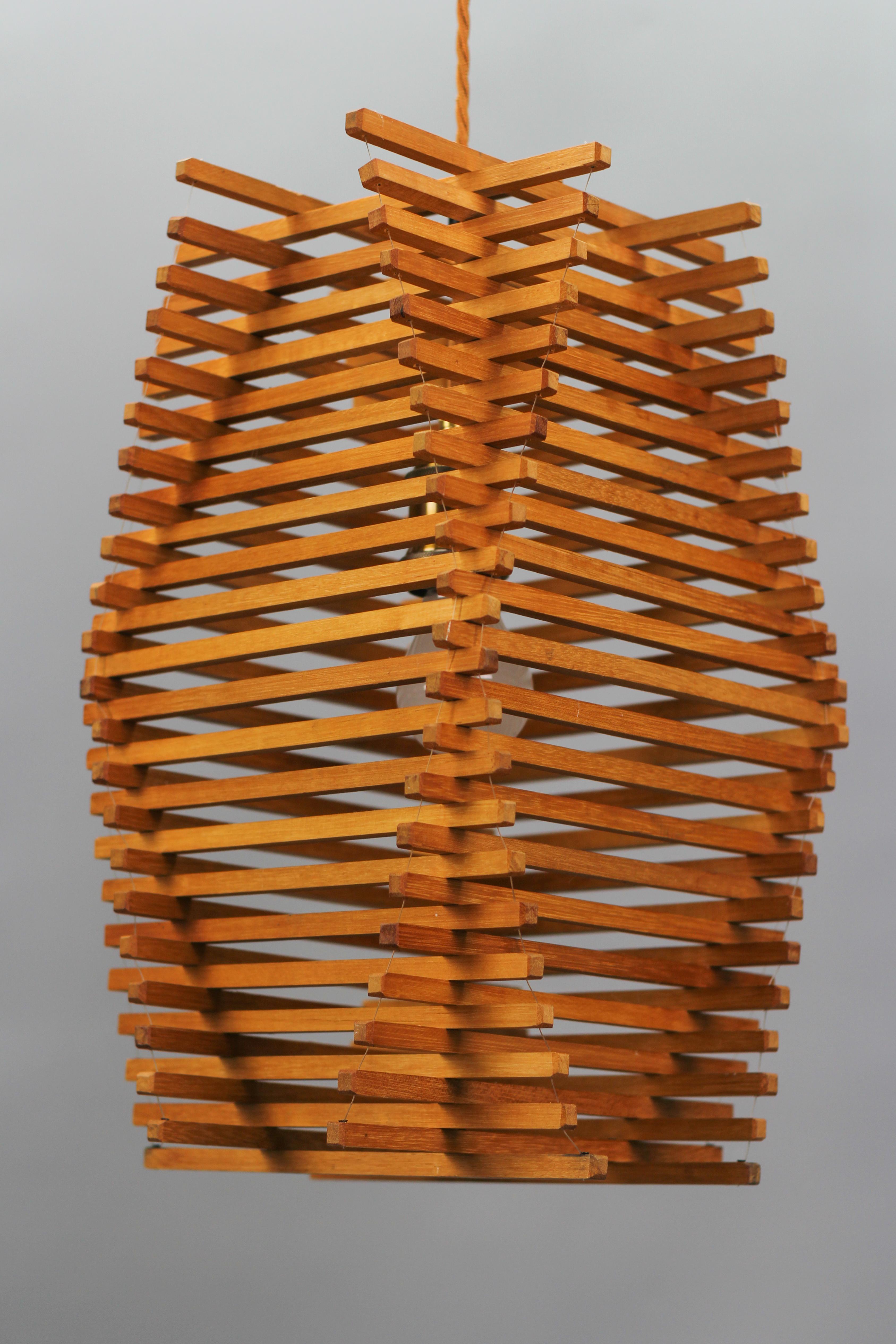Mid-Century Modern Wooden Pendant Light, 1970s For Sale 2