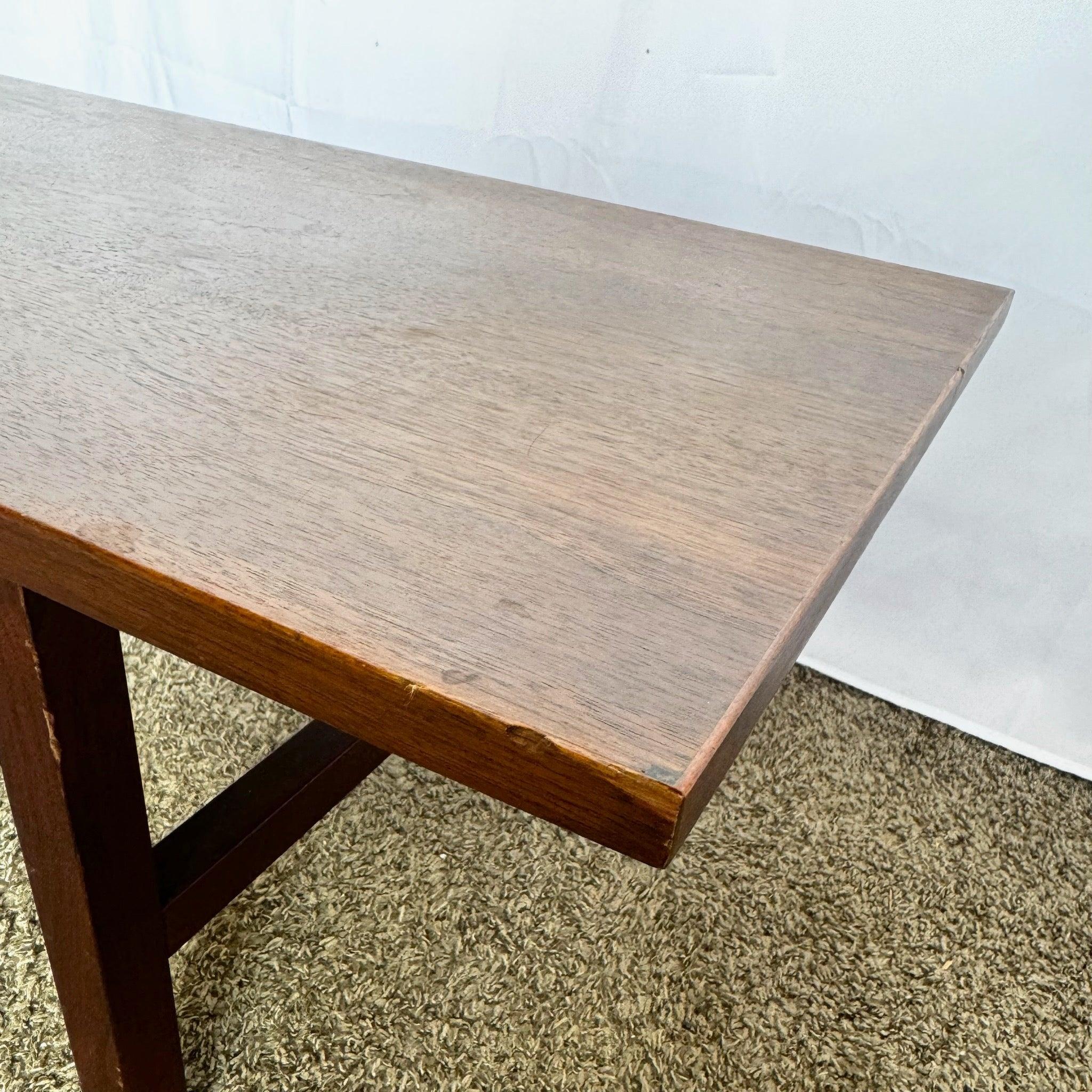 Milieu du XXe siècle Table basse rectangulaire en bois moderne du milieu du siècle dernier en vente