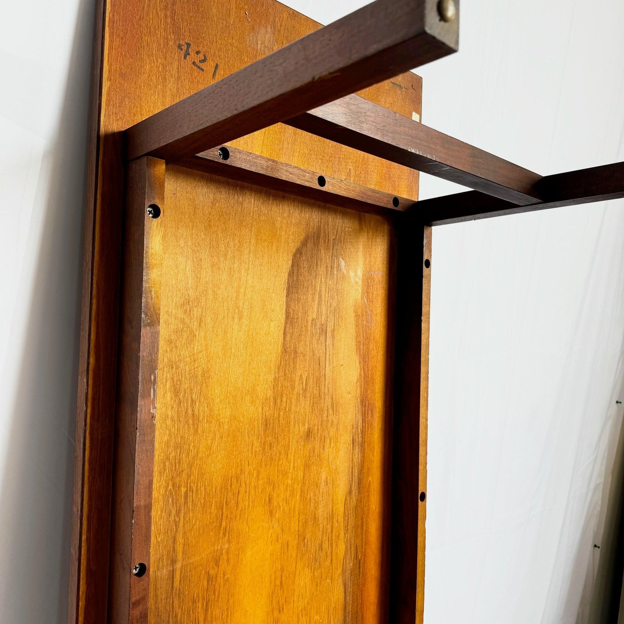 Table basse rectangulaire en bois moderne du milieu du siècle dernier en vente 3