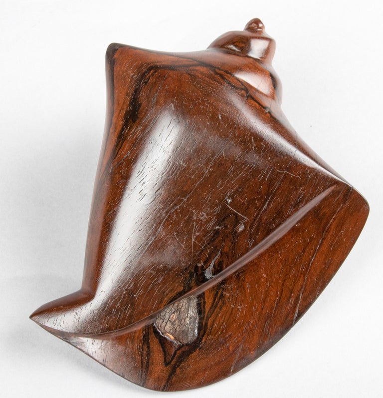 Mid-Century Modern Wooden Sculpture Shaped as a Shell For Sale at 1stDibs