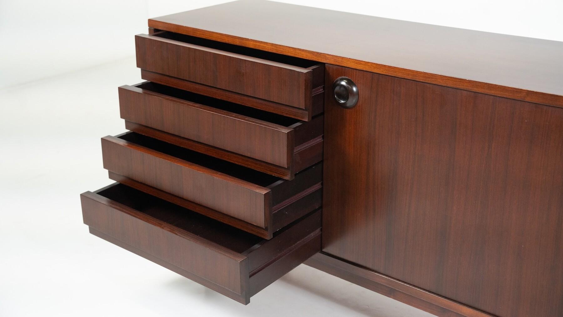 Mid-Century Modern Wooden Sideboard, Italy For Sale 3