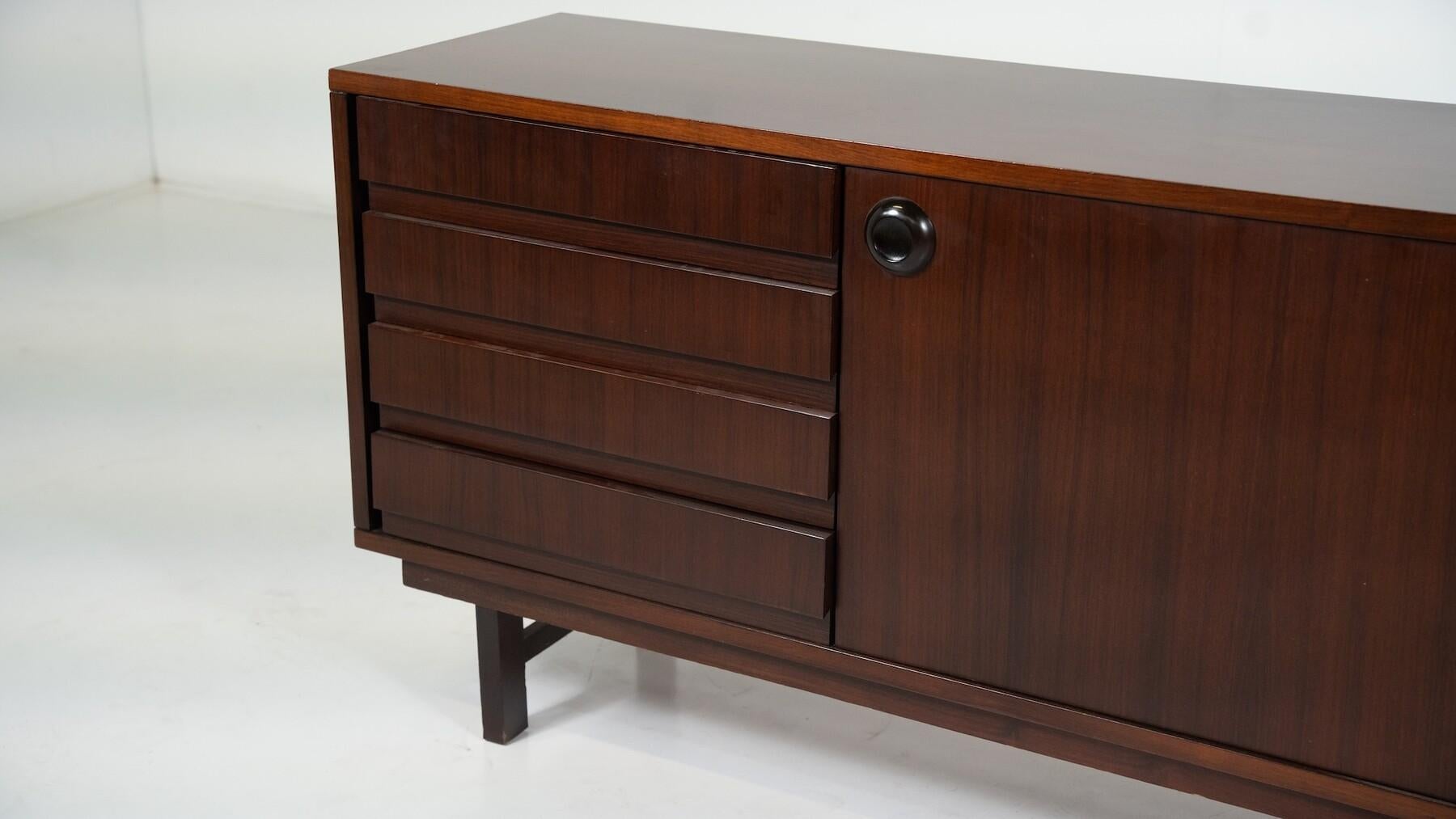 Mid-Century Modern Wooden Sideboard, Italy For Sale 4