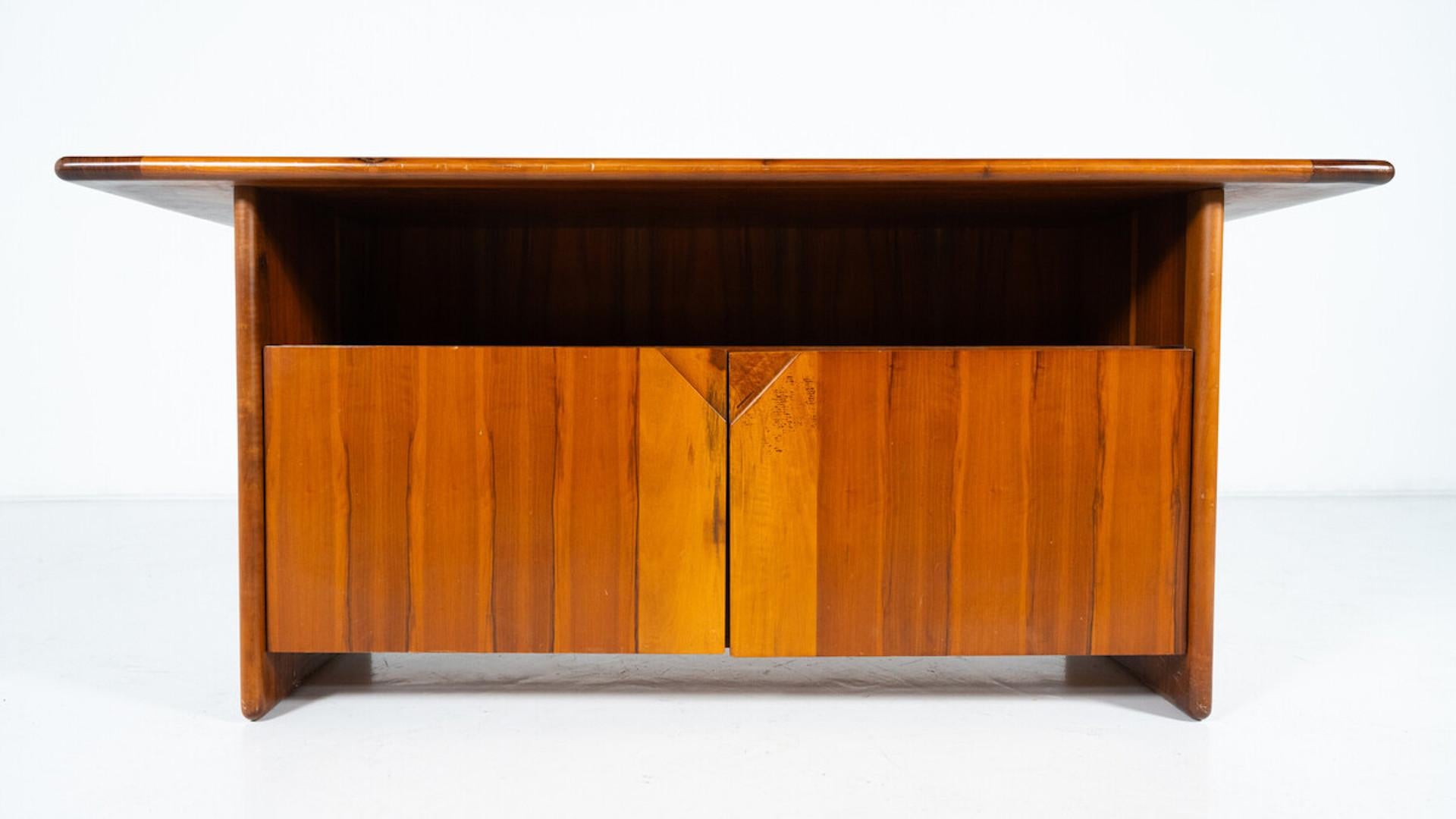 italien Enfilade en bois moderne du milieu du siècle dernier, années 1960 en vente