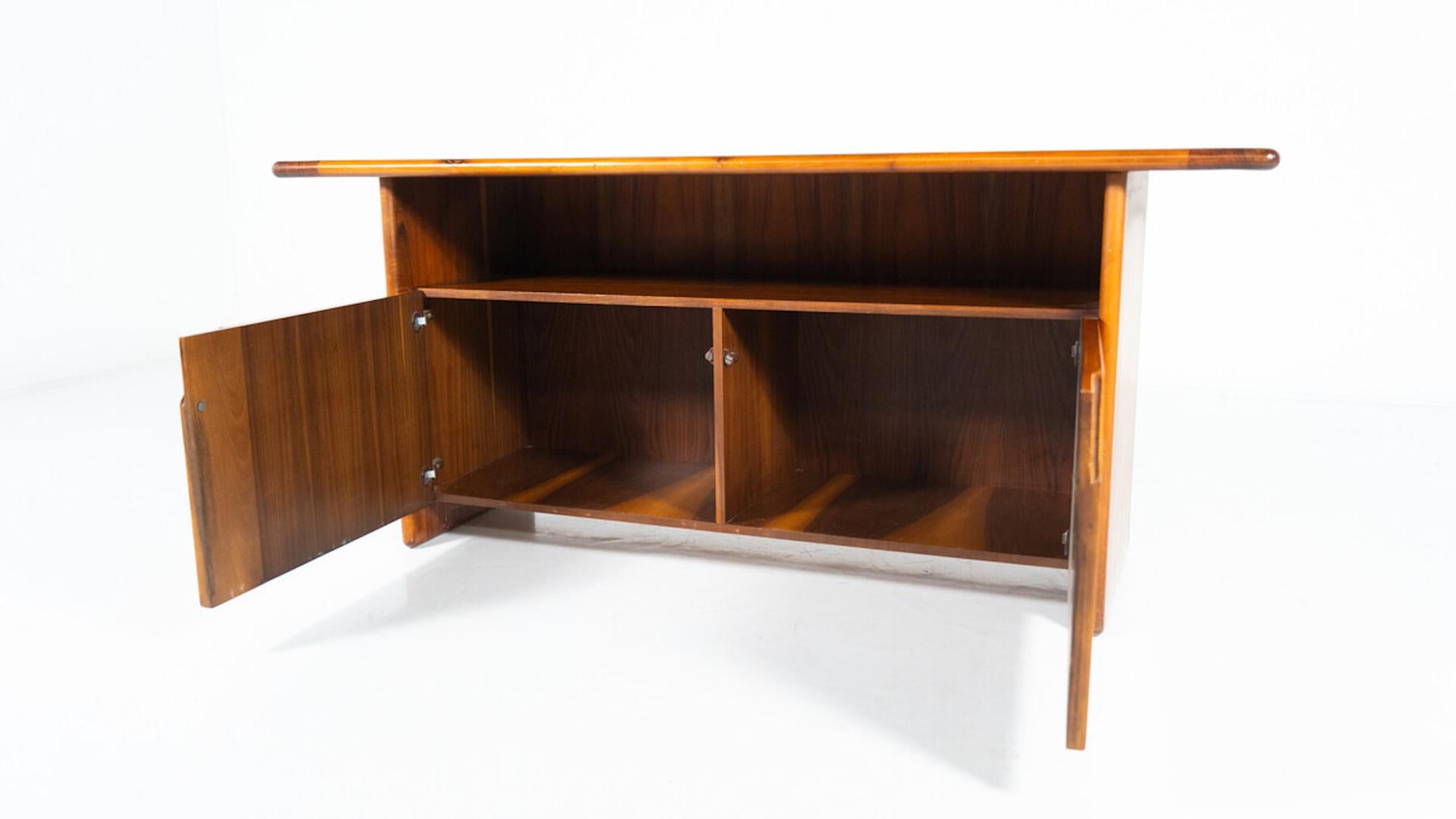 Milieu du XXe siècle Enfilade en bois moderne du milieu du siècle dernier, années 1960 en vente