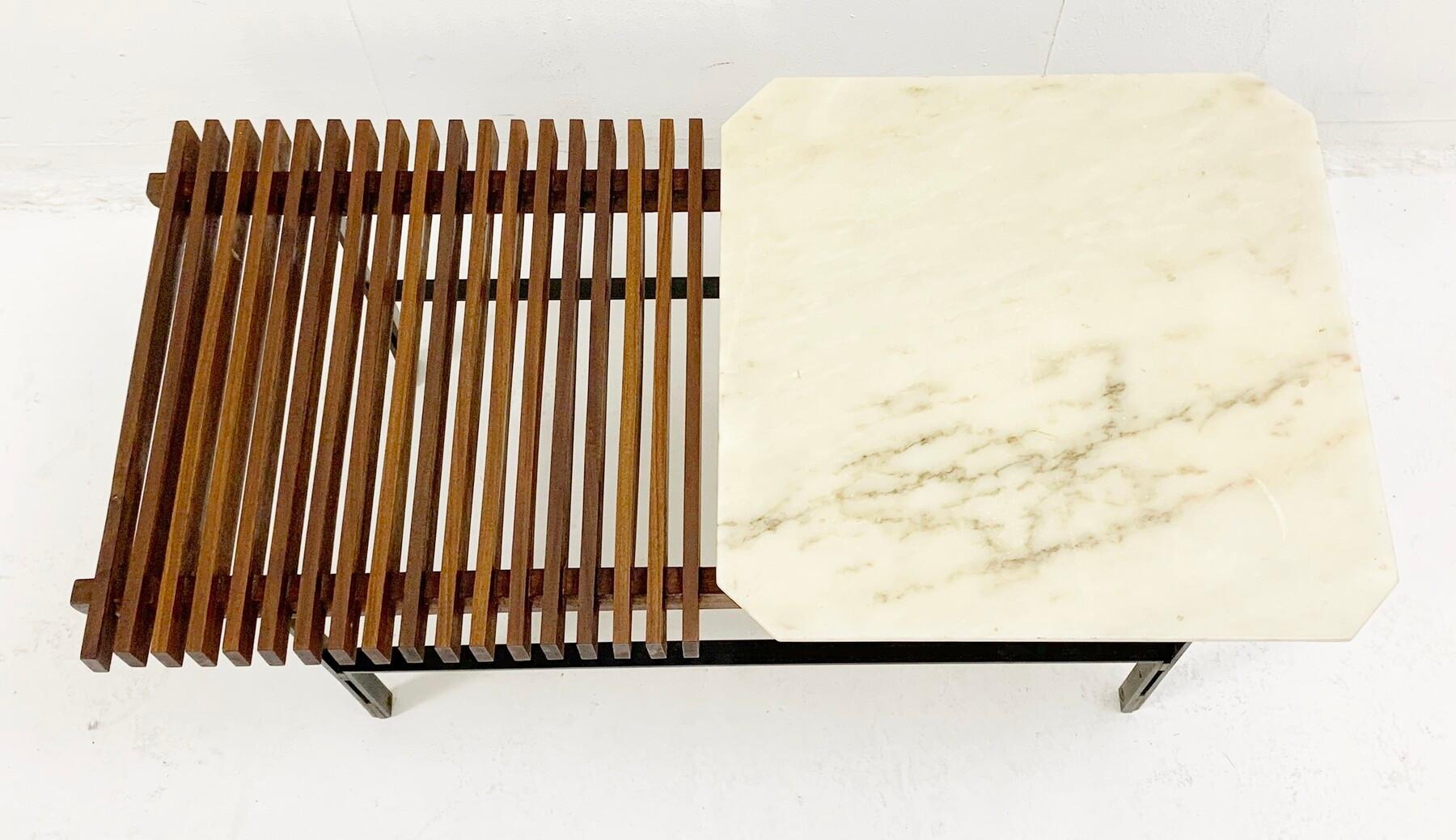 Mid-century wooden slatted bench / marble side table - Italy 1970s.

 
