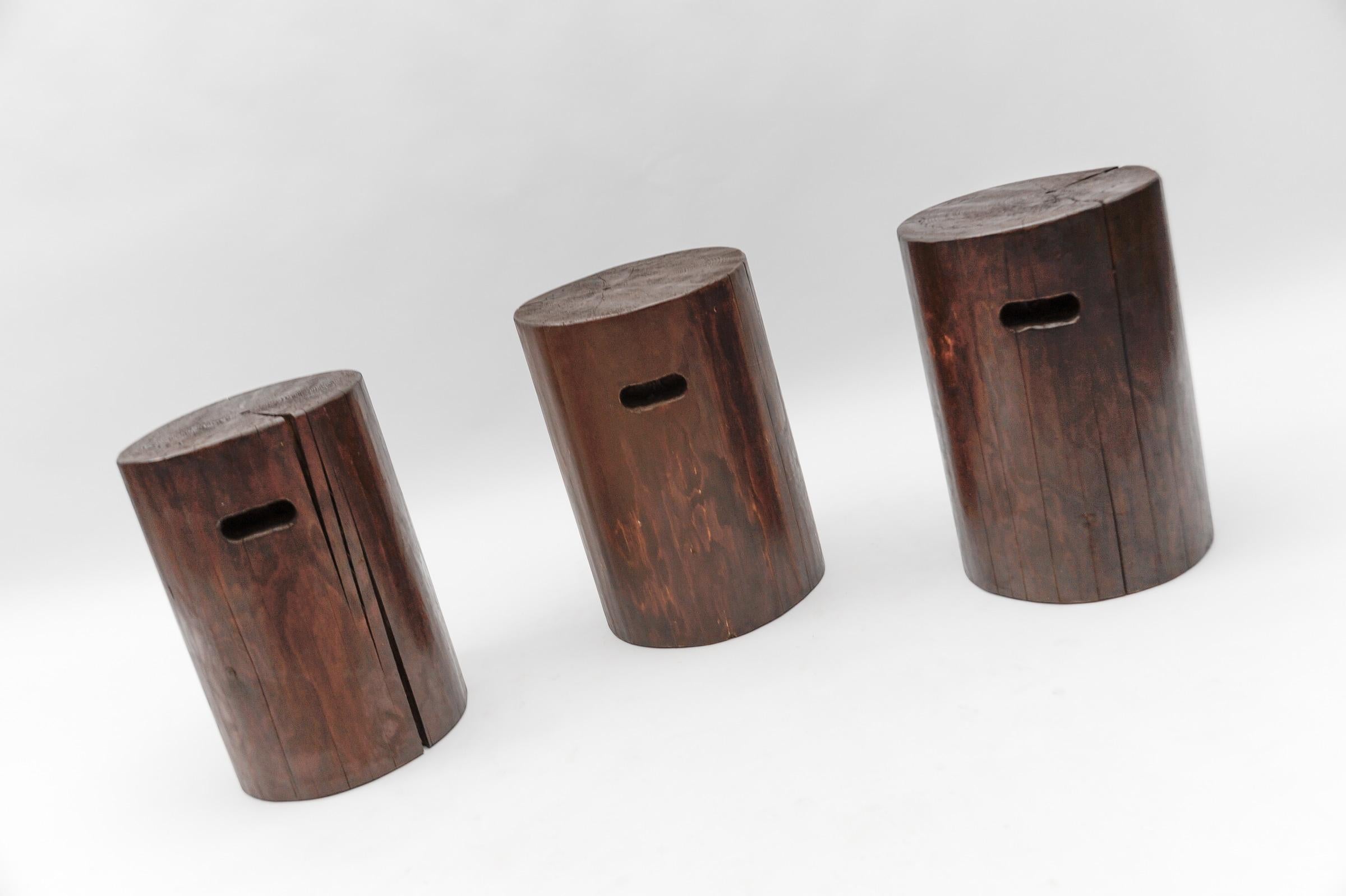 Sgabello in legno moderno di metà secolo proveniente dalle Alpi francesi, -- anni '50 in vendita 1