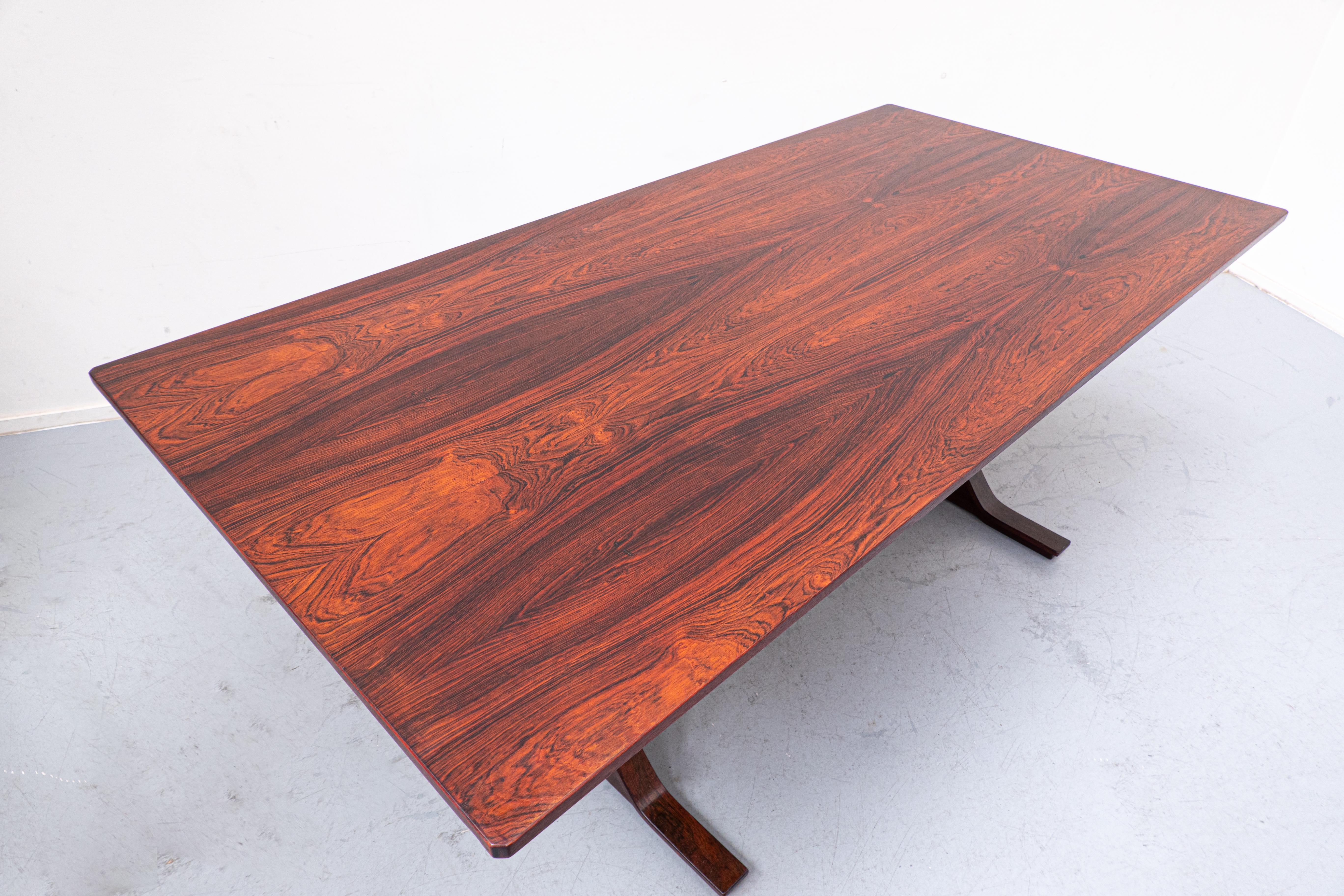 Mid-Century Modern Wooden Table by Gianfranco Frattini for Bernini, 1960s 7
