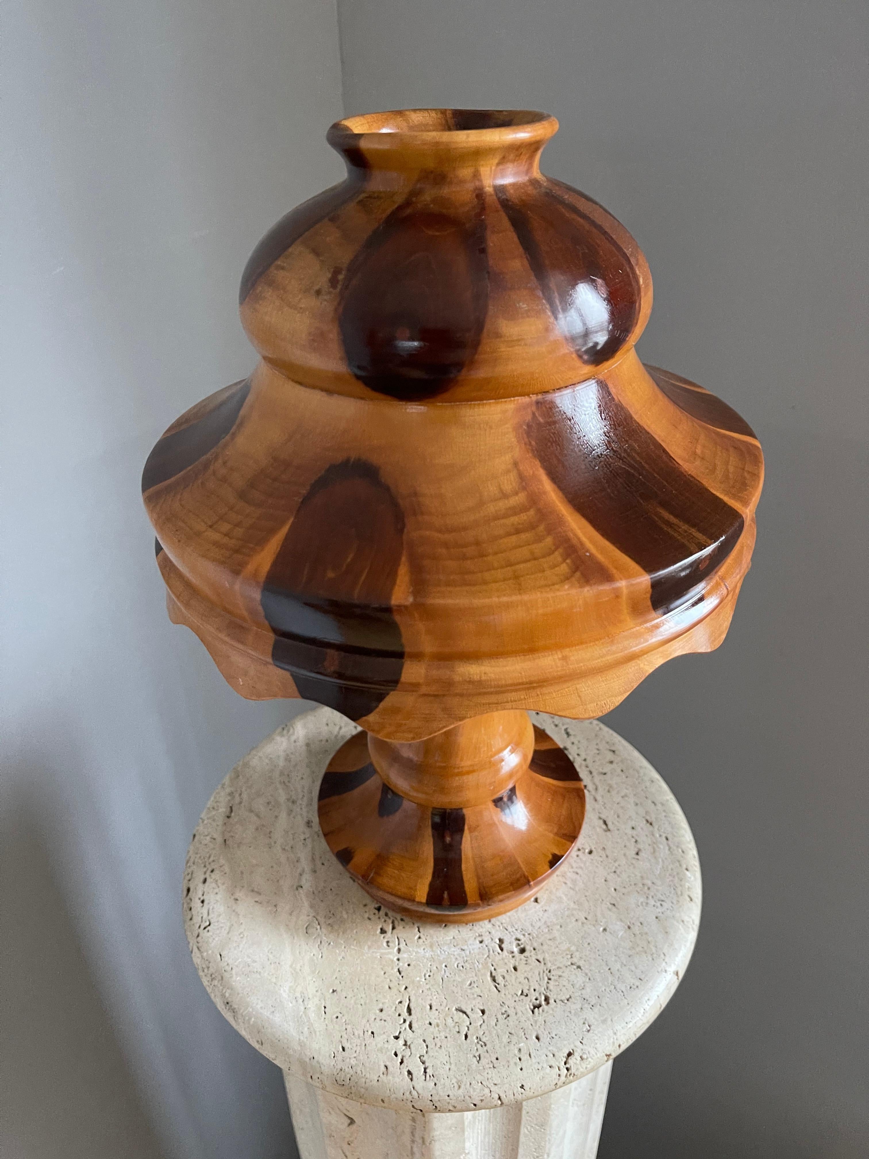 Brazilian Mid-Century Modern Organic Table Desk Lamp Wood with Stunning Tree Knots Pattern