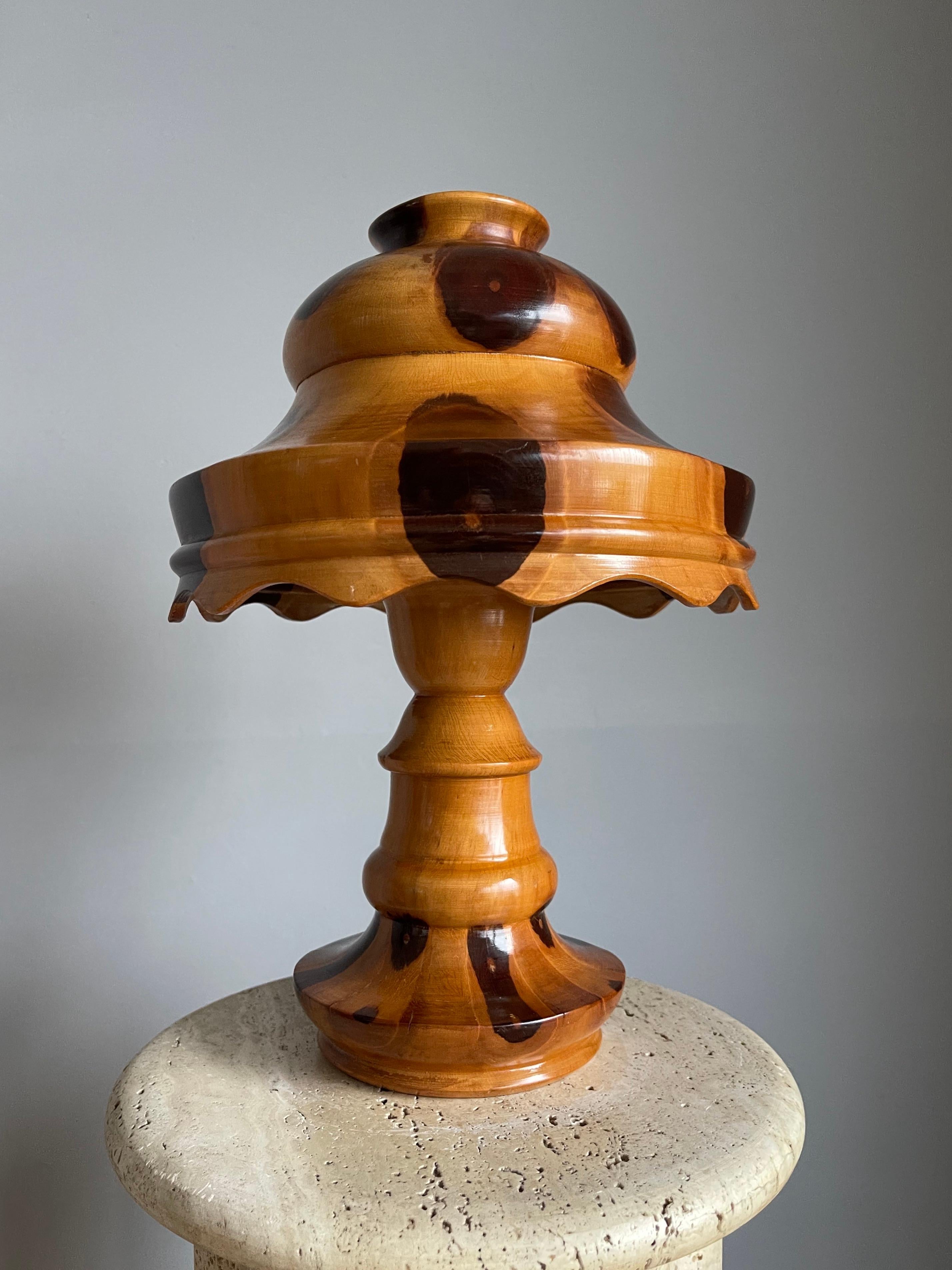 Hand-Crafted Mid-Century Modern Organic Table Desk Lamp Wood with Stunning Tree Knots Pattern