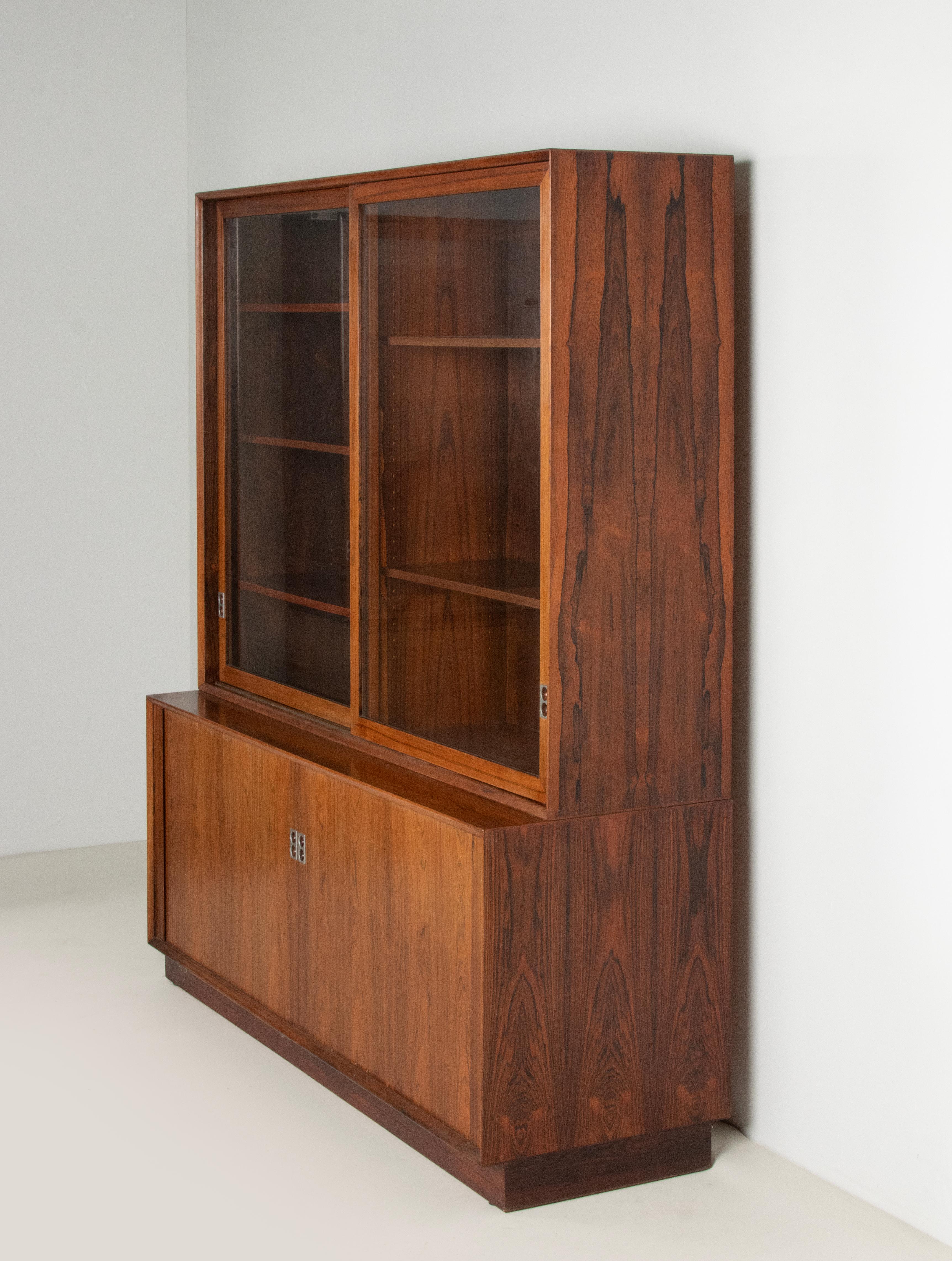 Mid-Century Modern Wooden Tambour Bookcase/Credenza by Arne Vodder - Sibast For Sale 5