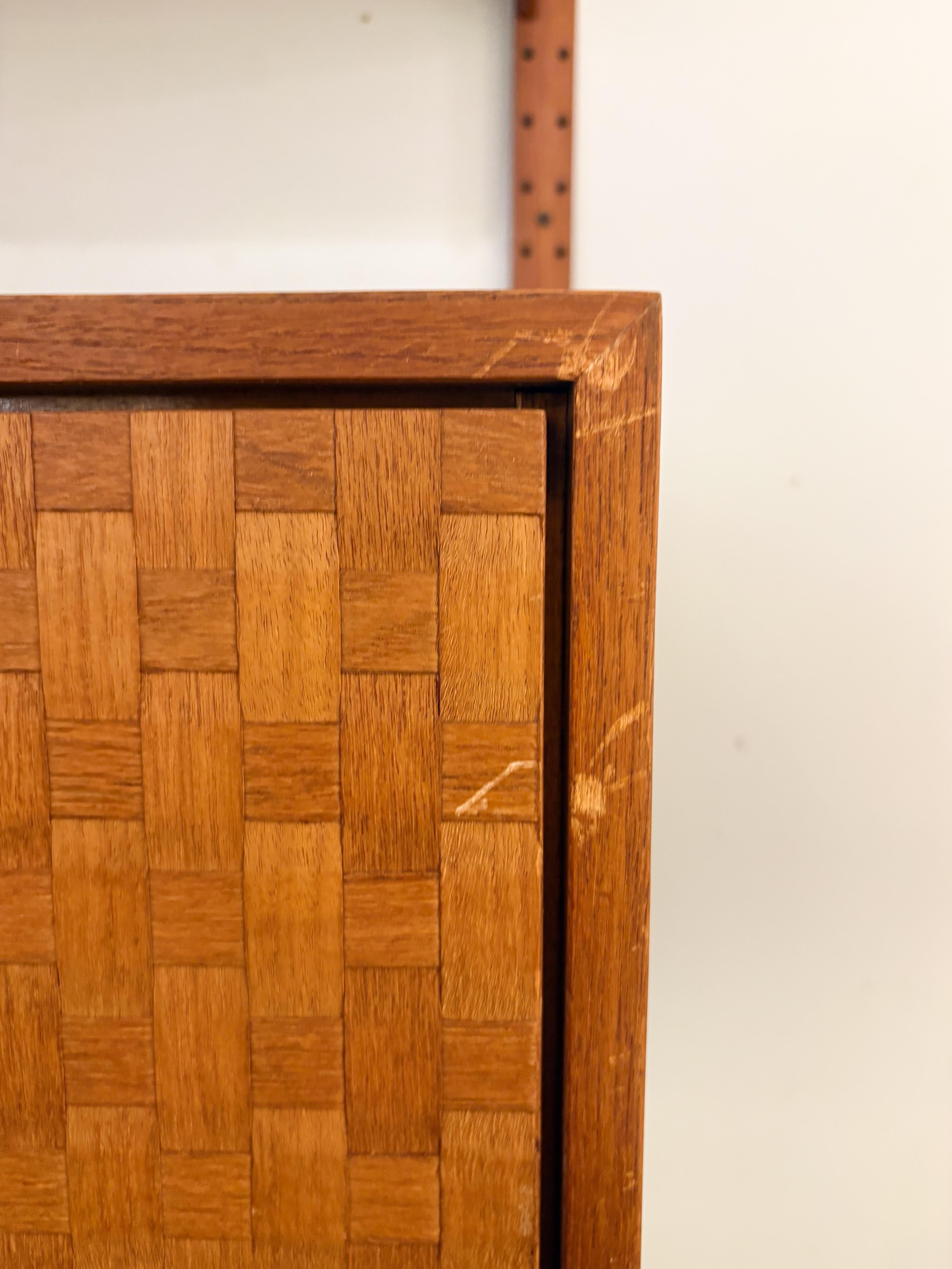 Pensile in legno moderno di metà secolo, anni '60 in vendita 6