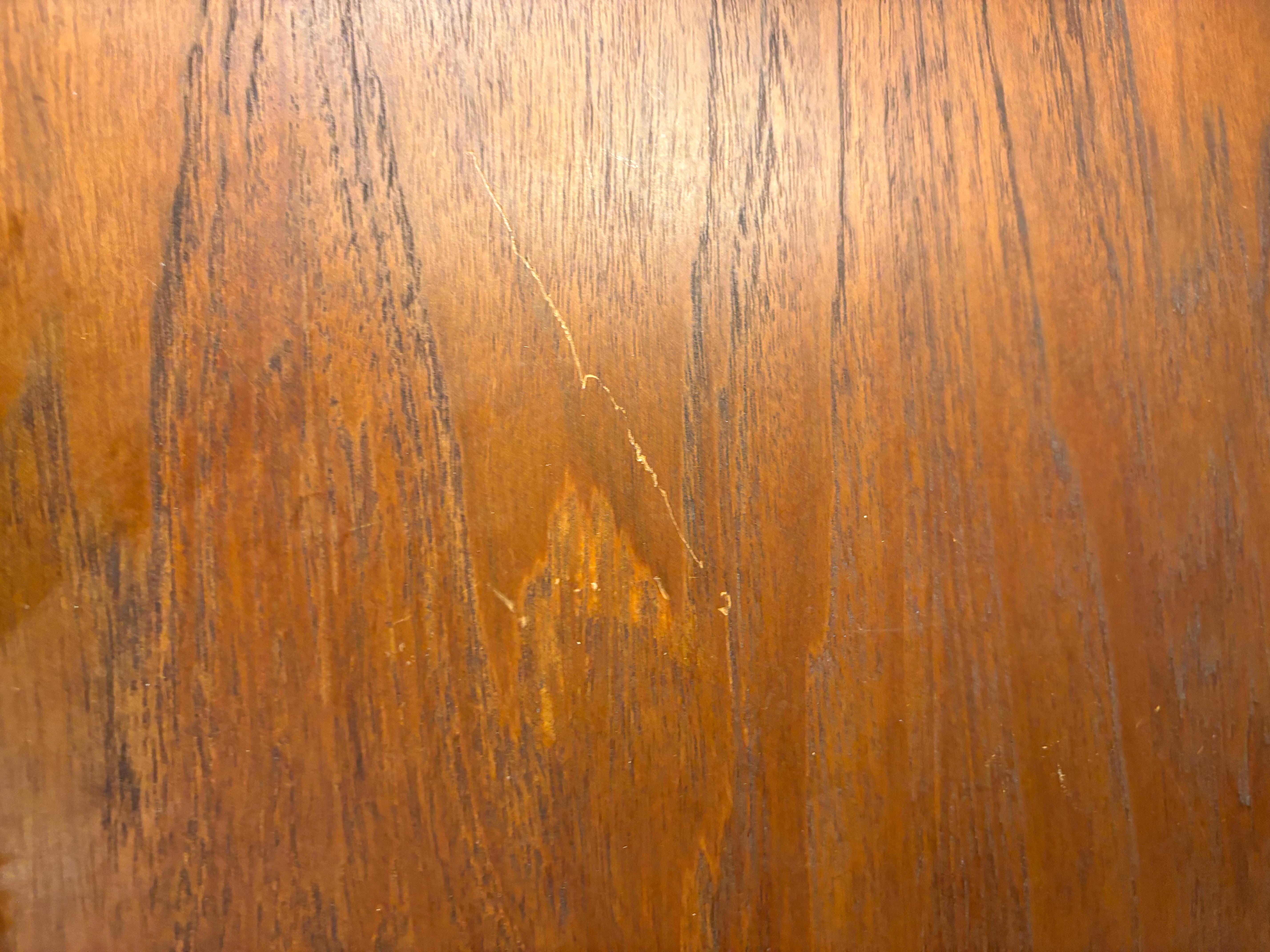Pensile in legno moderno di metà secolo, anni '60 in vendita 7