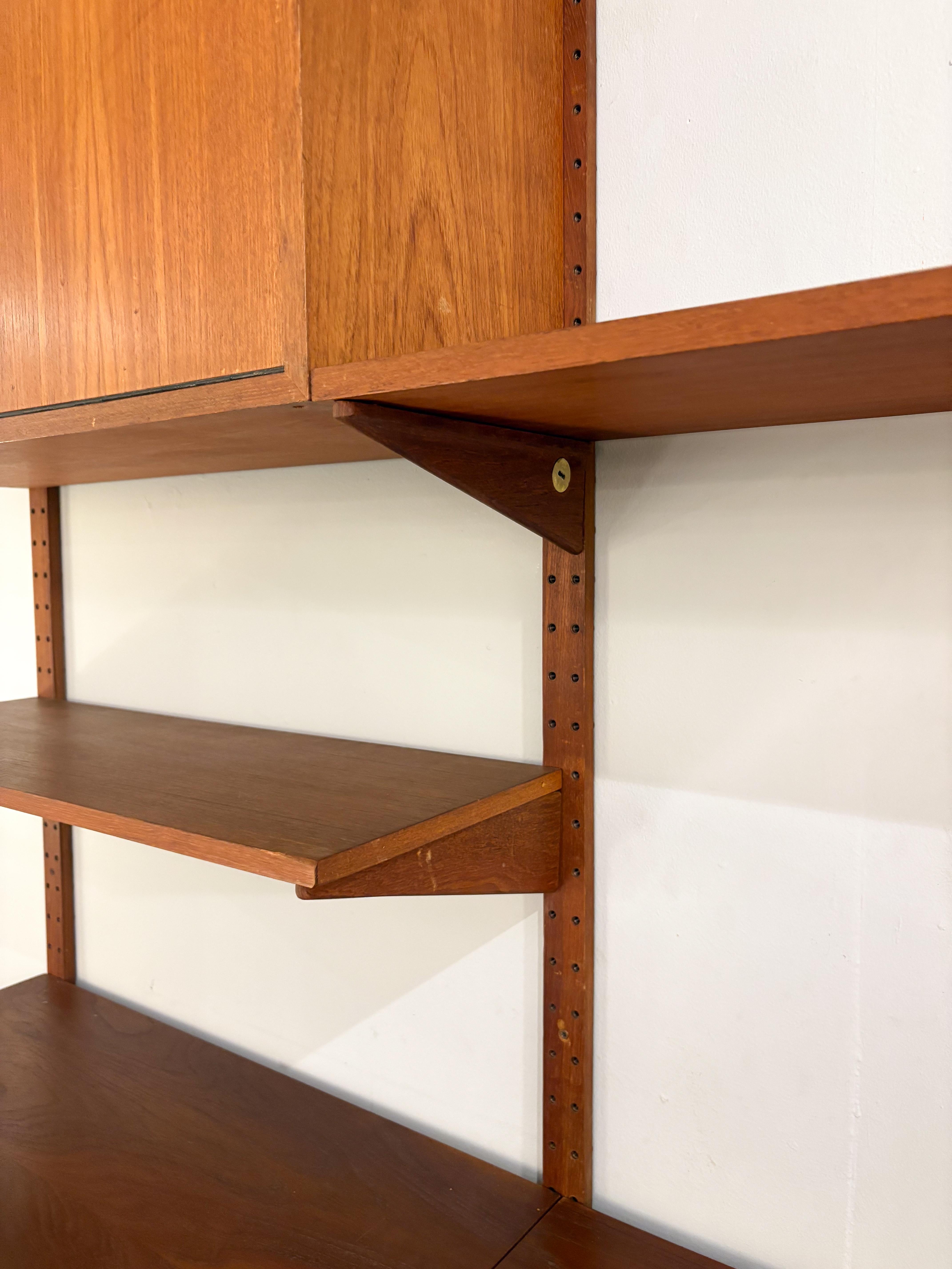 Legno Pensile in legno moderno di metà secolo, anni '60 in vendita