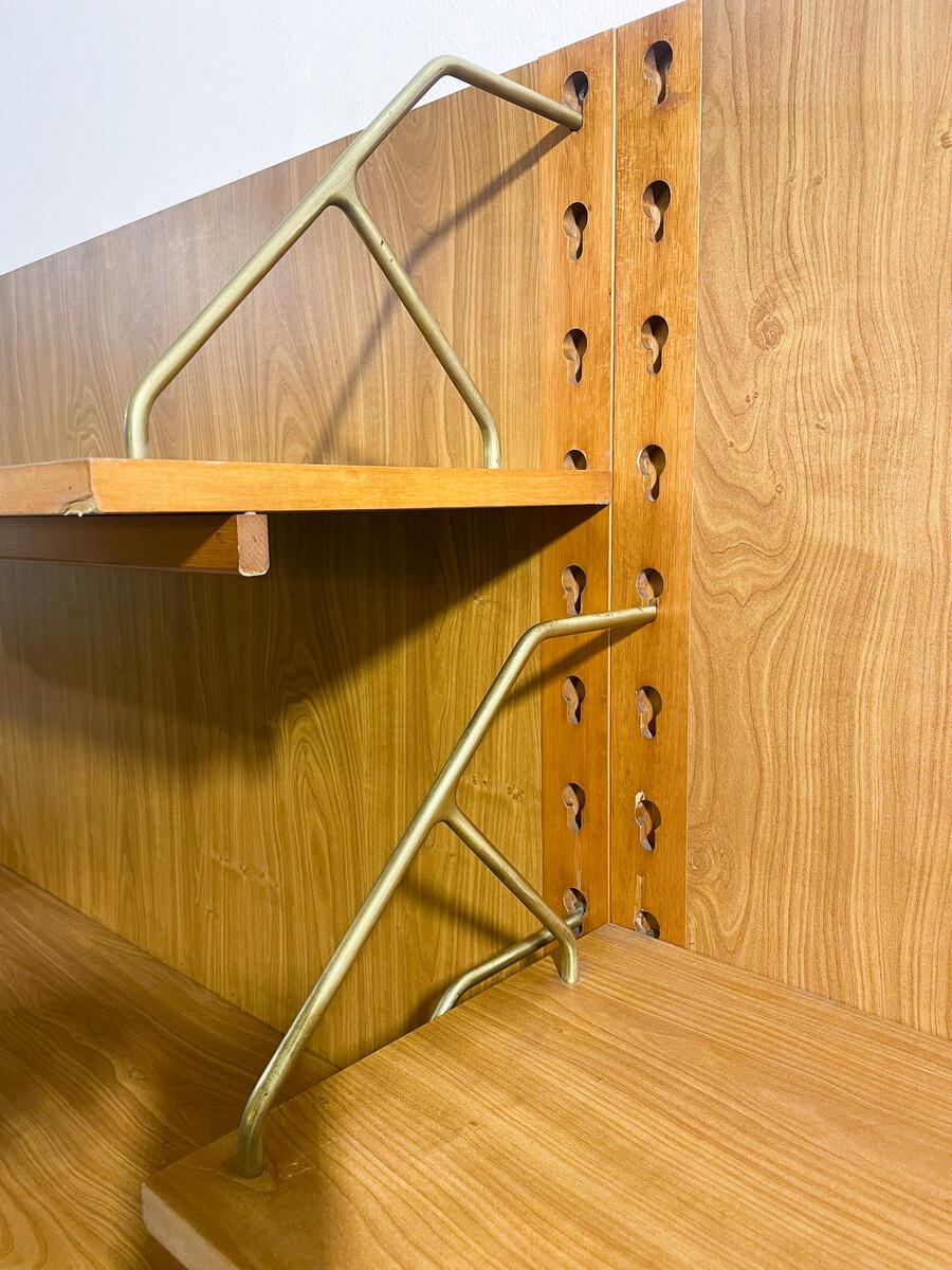 Mid-Century Modern Wooden Wall Unit, Italy, 1960s In Good Condition For Sale In Brussels, BE