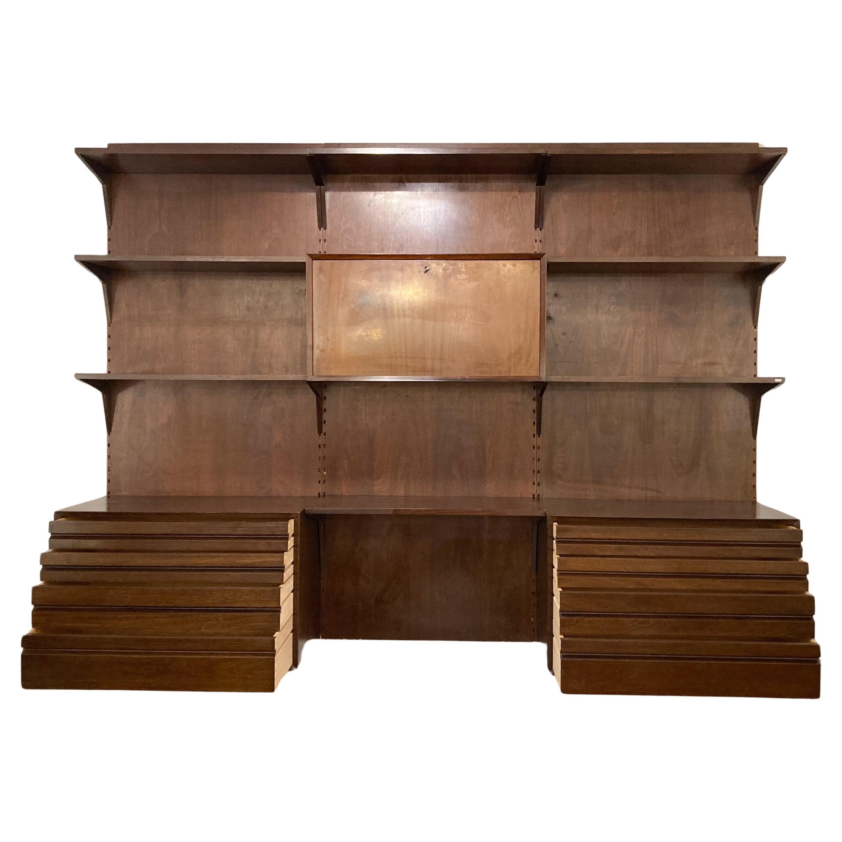 Moderner Holz-Wandschrank aus der Mitte des Jahrhunderts von Poul Cadovius Danemark, 1960er Jahre (Moderne der Mitte des Jahrhunderts) im Angebot
