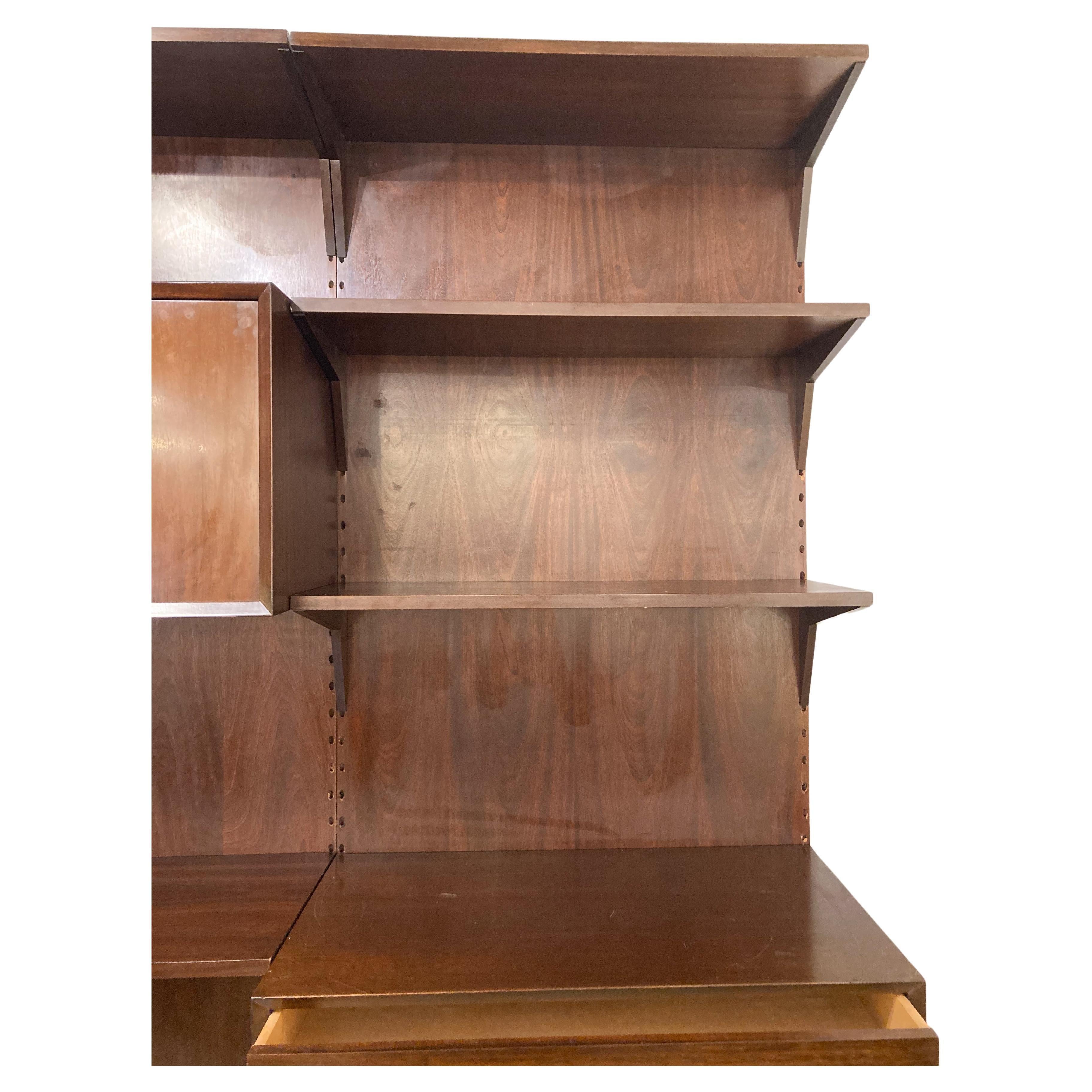 Moderner Holz-Wandschrank aus der Mitte des Jahrhunderts von Poul Cadovius Danemark, 1960er Jahre im Zustand „Gut“ im Angebot in Brussels, BE