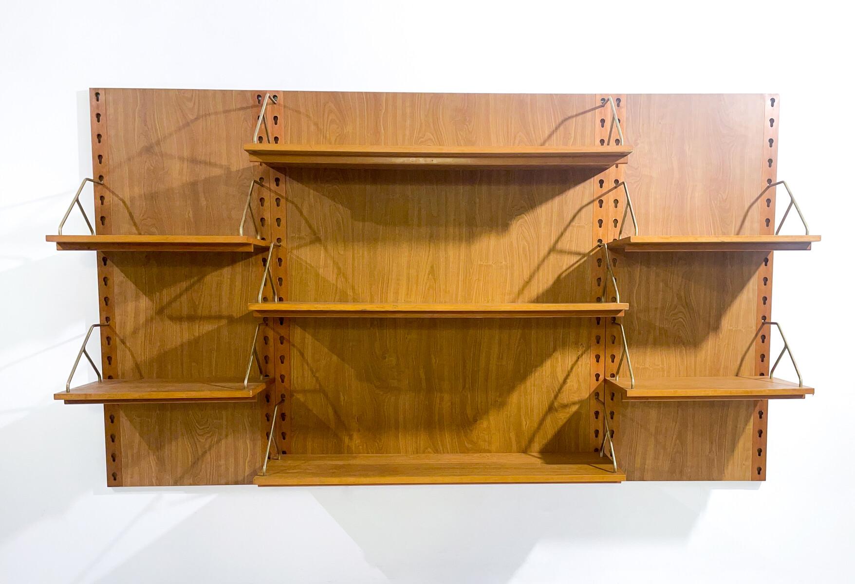 Mid-Century Modern Wooden Wall Unit, Italy, 1960s For Sale 2