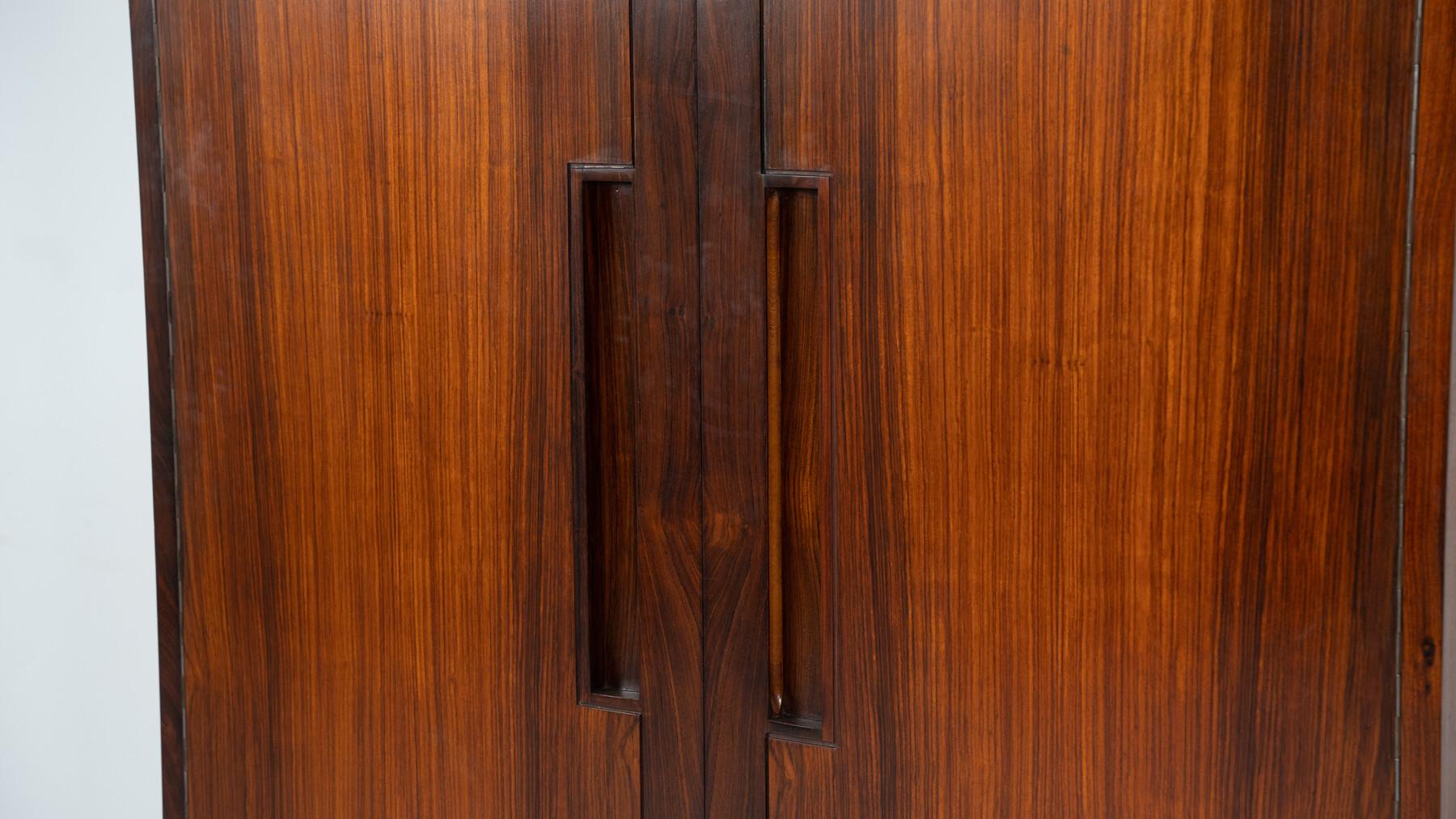 Armario de madera moderno de mediados de siglo, Italia, años 60 - 2 disponibles 