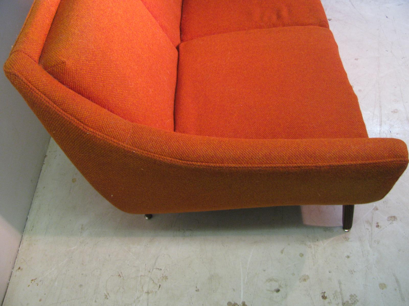 Mid-Century Modern Wool Tweed Three-Seat Sofa by Bassett 3