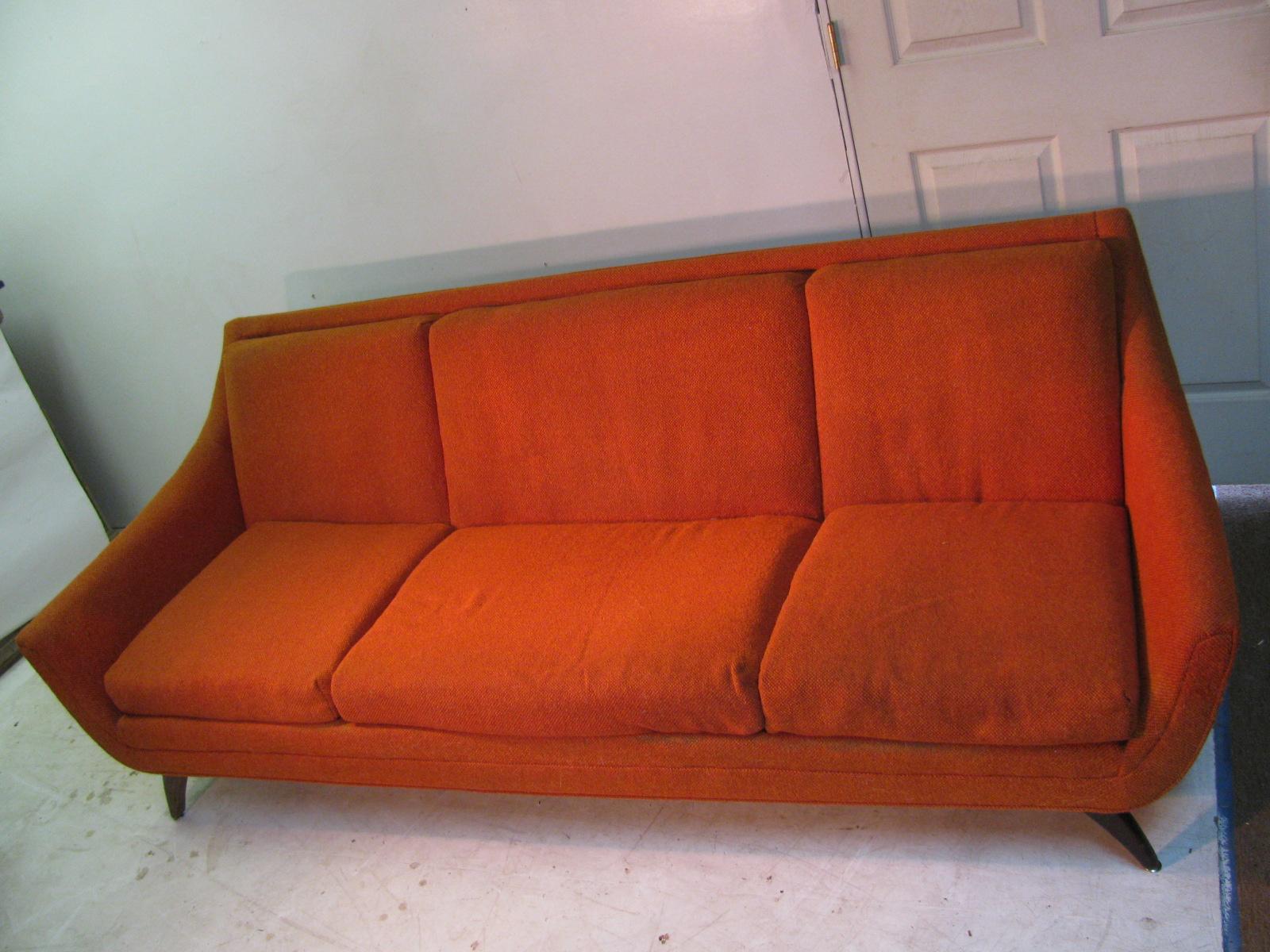 bassett leather couches