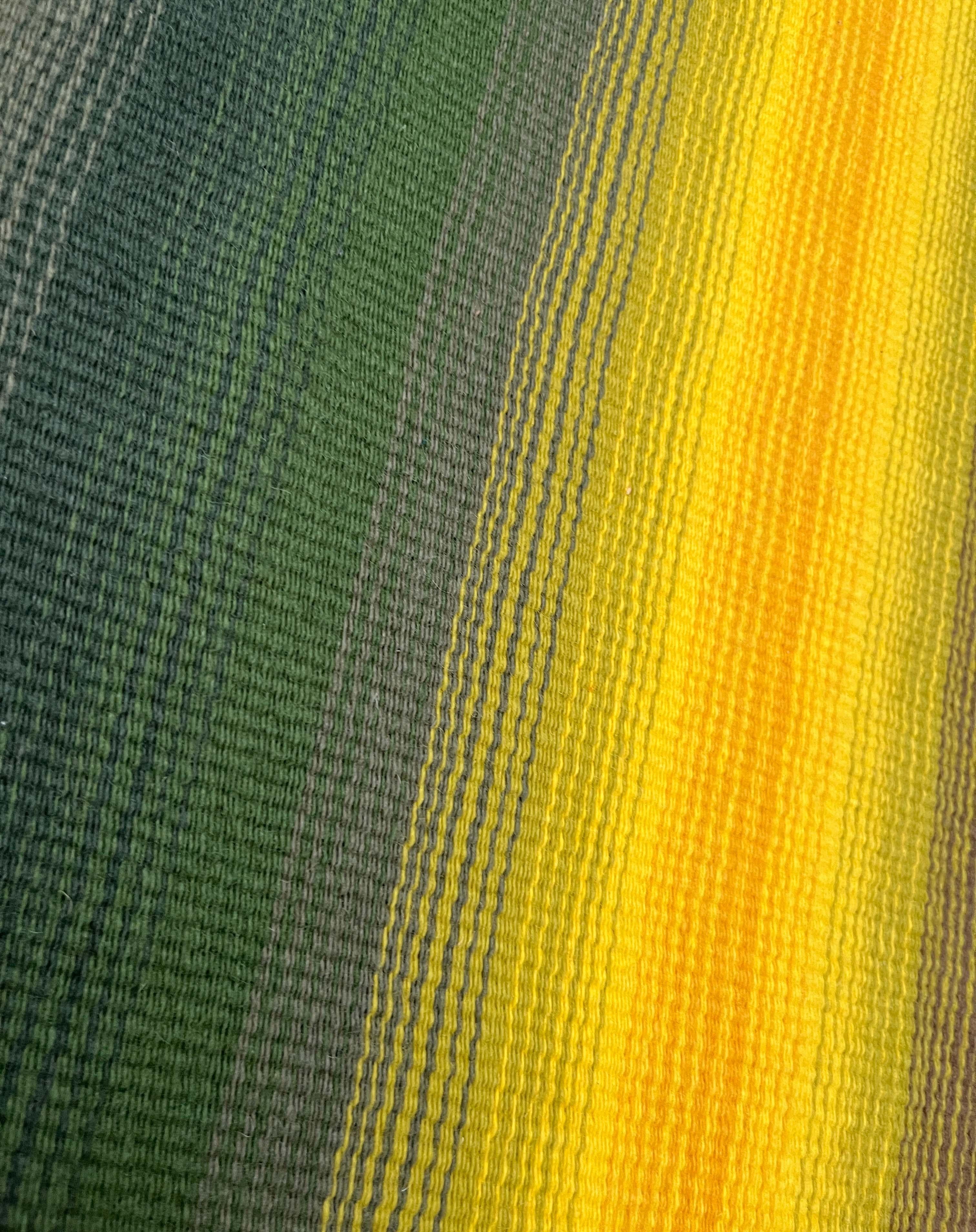 Moderner Wandteppich aus Wolle aus der Jahrhundertmitte Rentukka Ulpu Räty Finnland 1960er Jahre (20. Jahrhundert) im Angebot