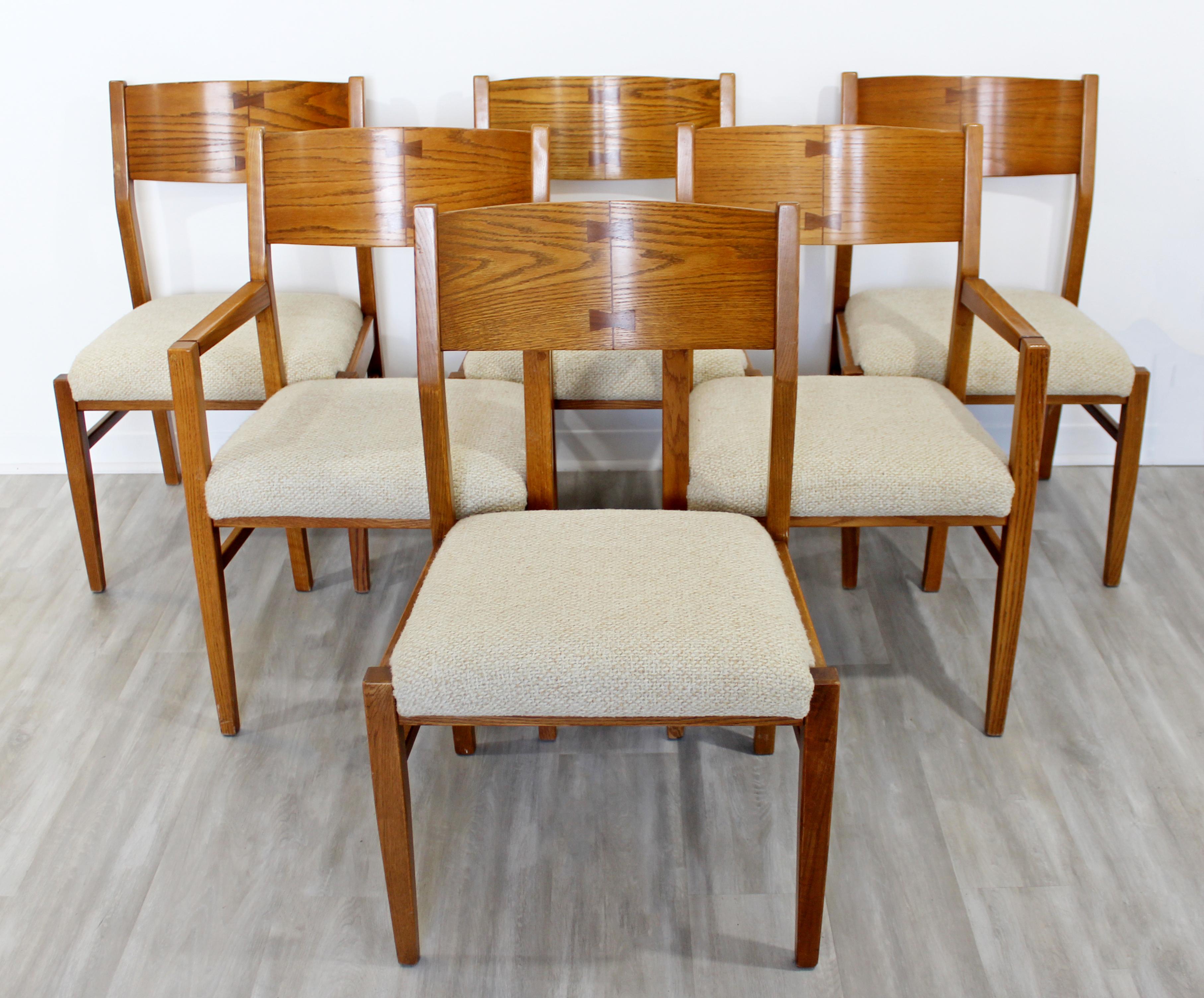 For your consideration is a gorgeous set of six, curved back, dining side and armchairs, designed by Russell Wright for Conant Ball, circa 1970. In very good vintage condition. The dimensions are 22