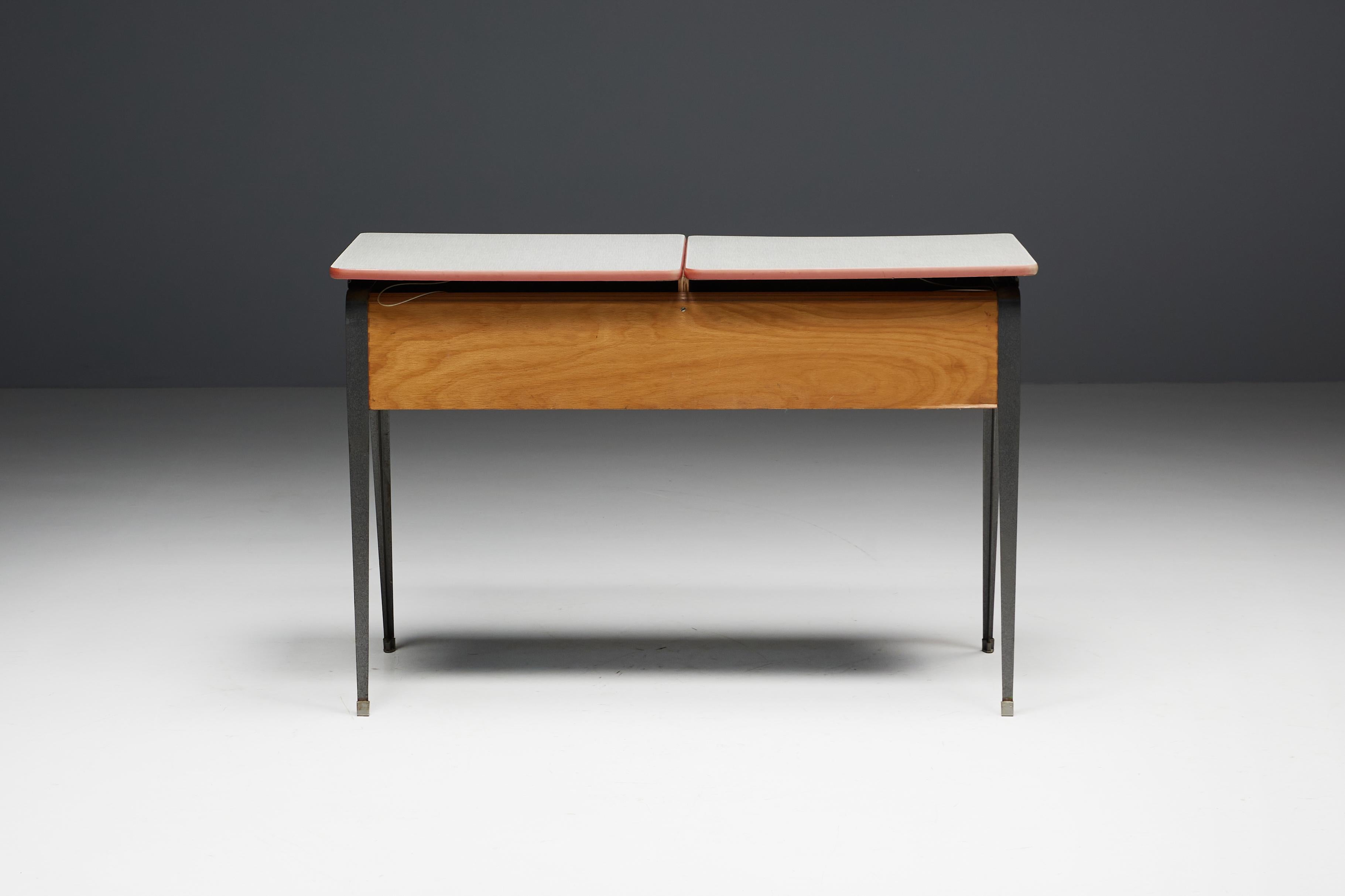 Mid-Century Modern Writing Desk, Netherlands, 1960s For Sale 6