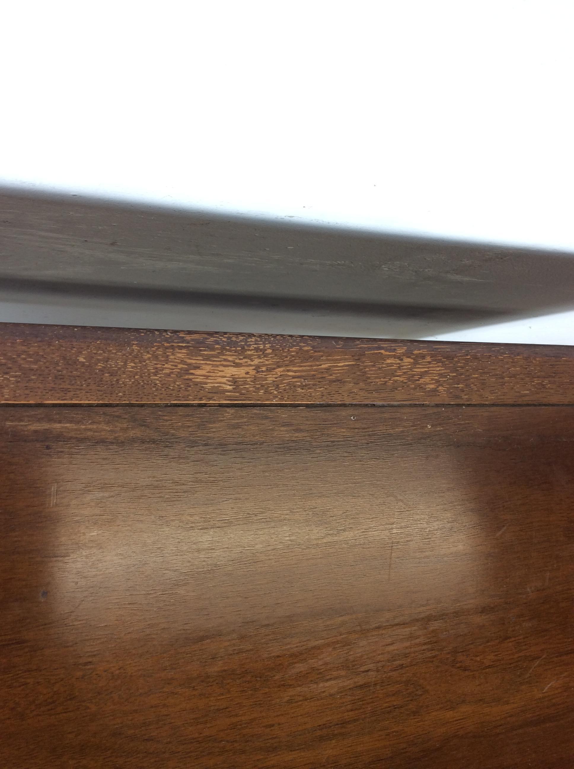 Mid Century Modern Writing Desk with Caned Back by Broyhill in vendita 1