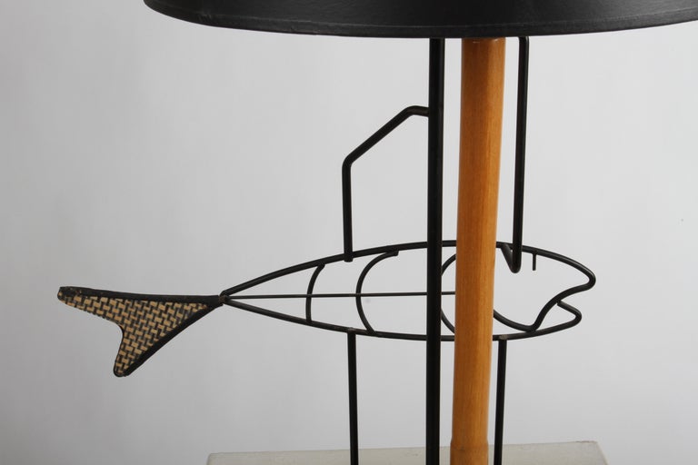 Mid-Century Modern Wrought Iron Fish From, Bamboo Table Lamp on Biomorphic Base For Sale 8