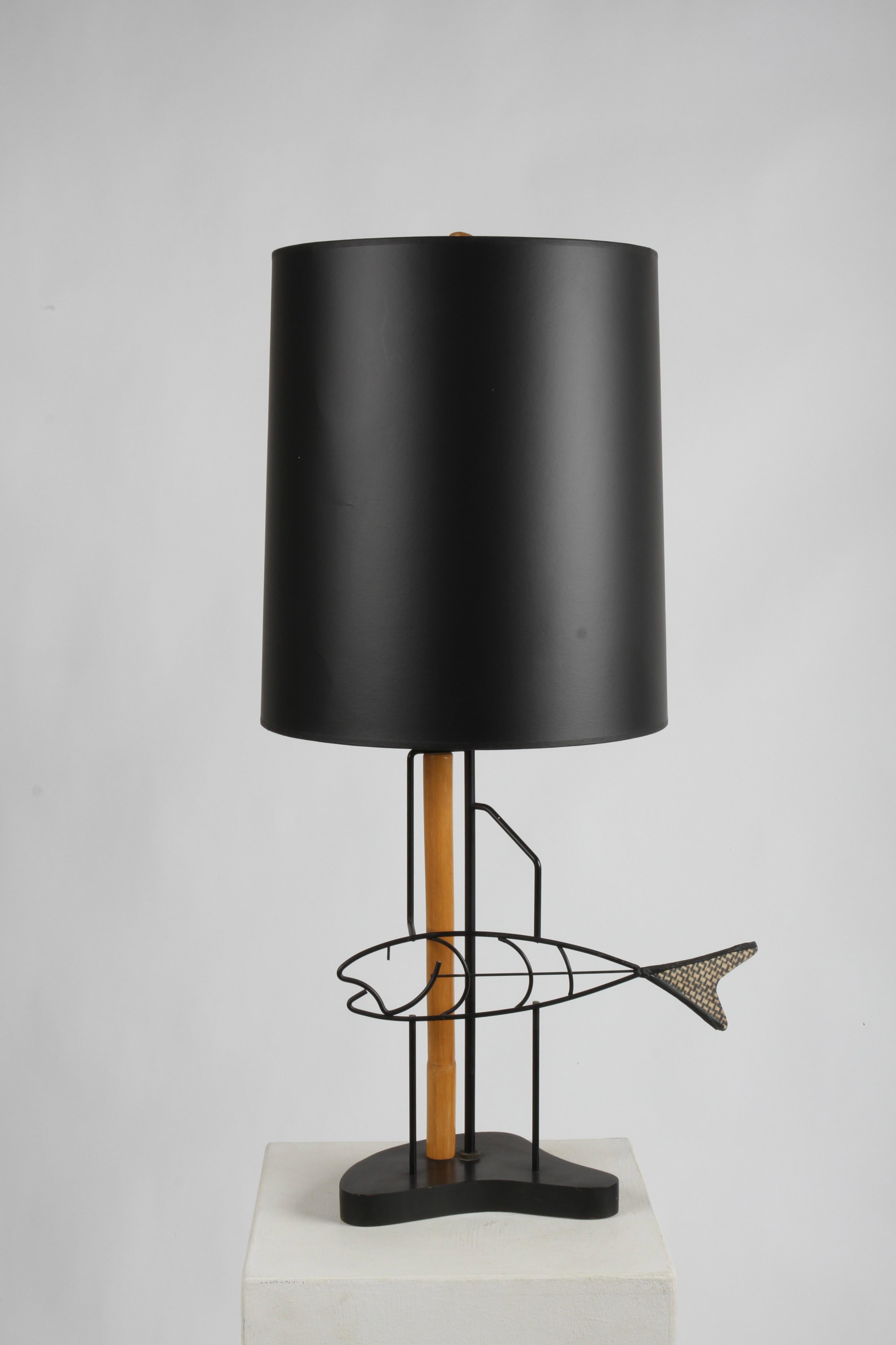 American Mid-Century Modern Wrought Iron Fish From, Bamboo Table Lamp on Biomorphic Base For Sale