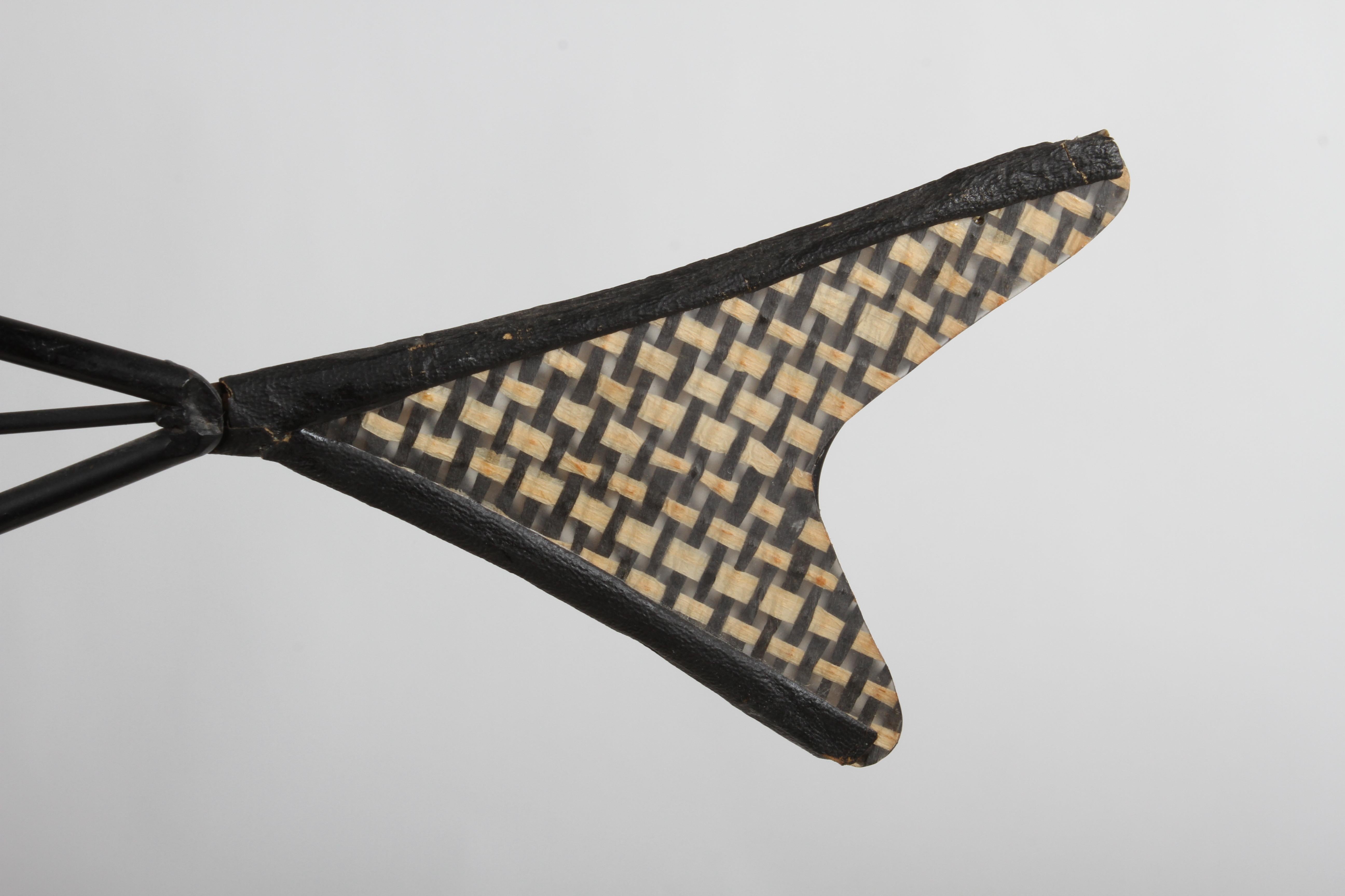 Schmiedeeiserne Fisch-Tischlampe aus Bambus auf biomorphem Sockel, Moderne der Mitte des Jahrhunderts im Angebot 1