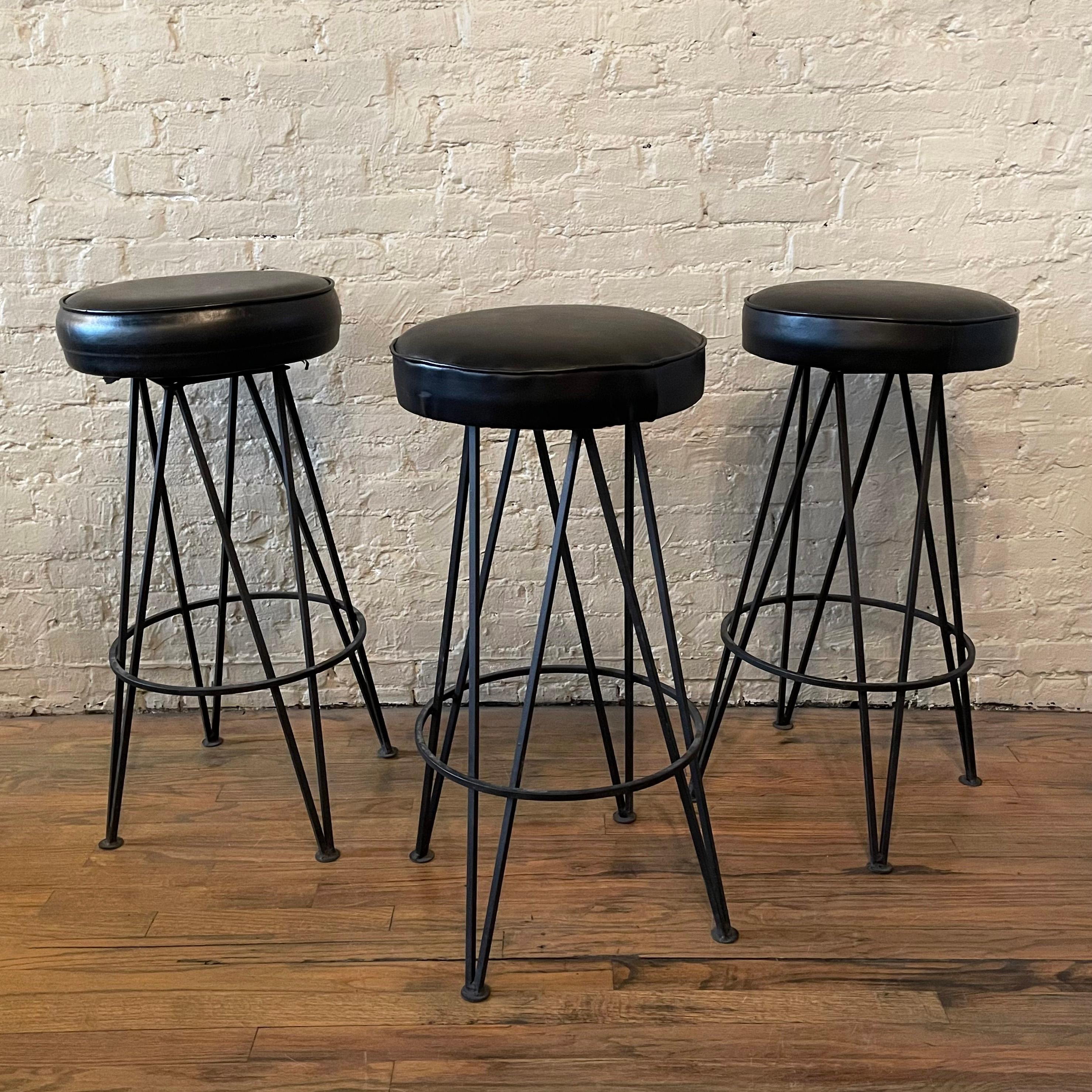 black wrought iron bar stools