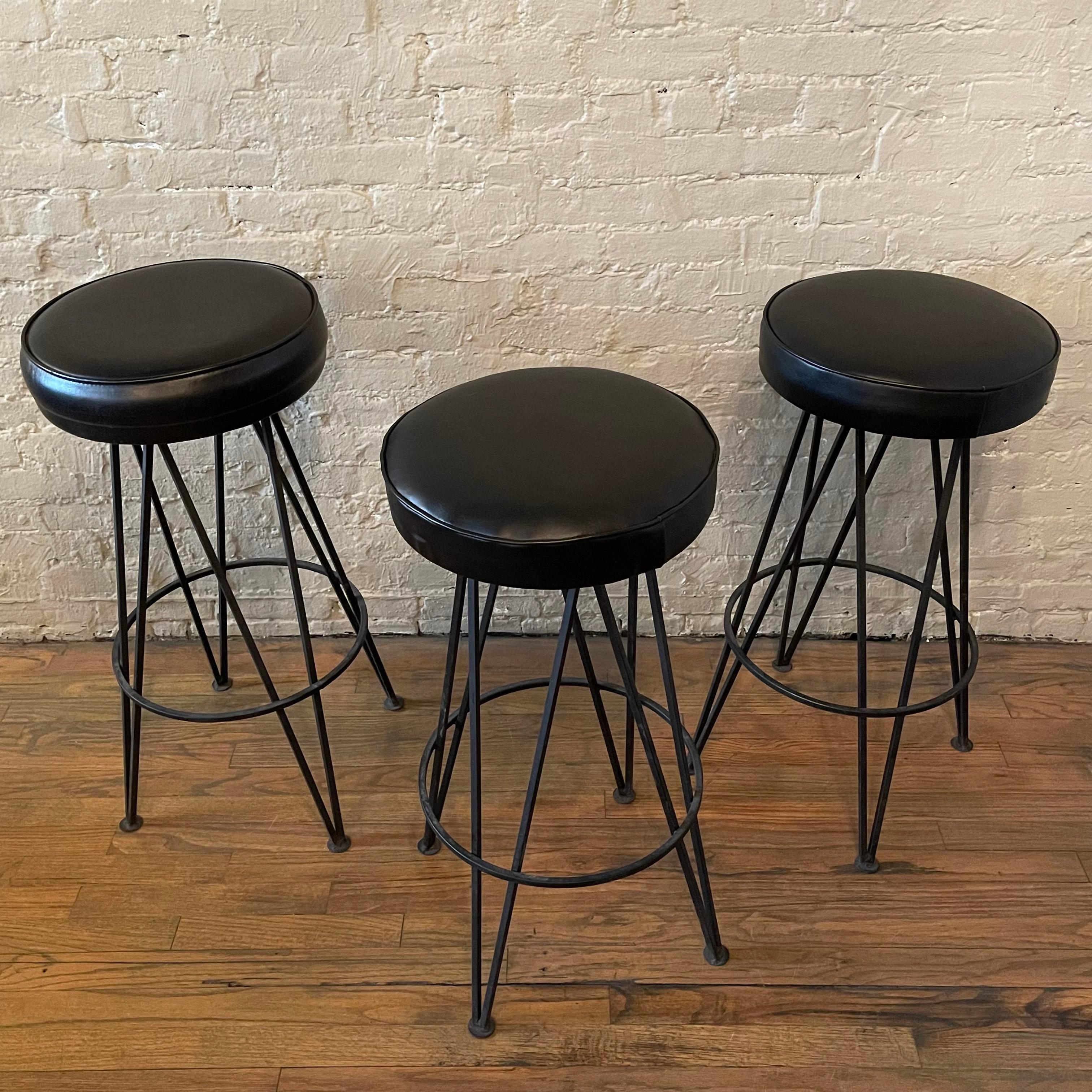 American Mid-Century Modern Wrought Iron Hairpin Bar Stools For Sale