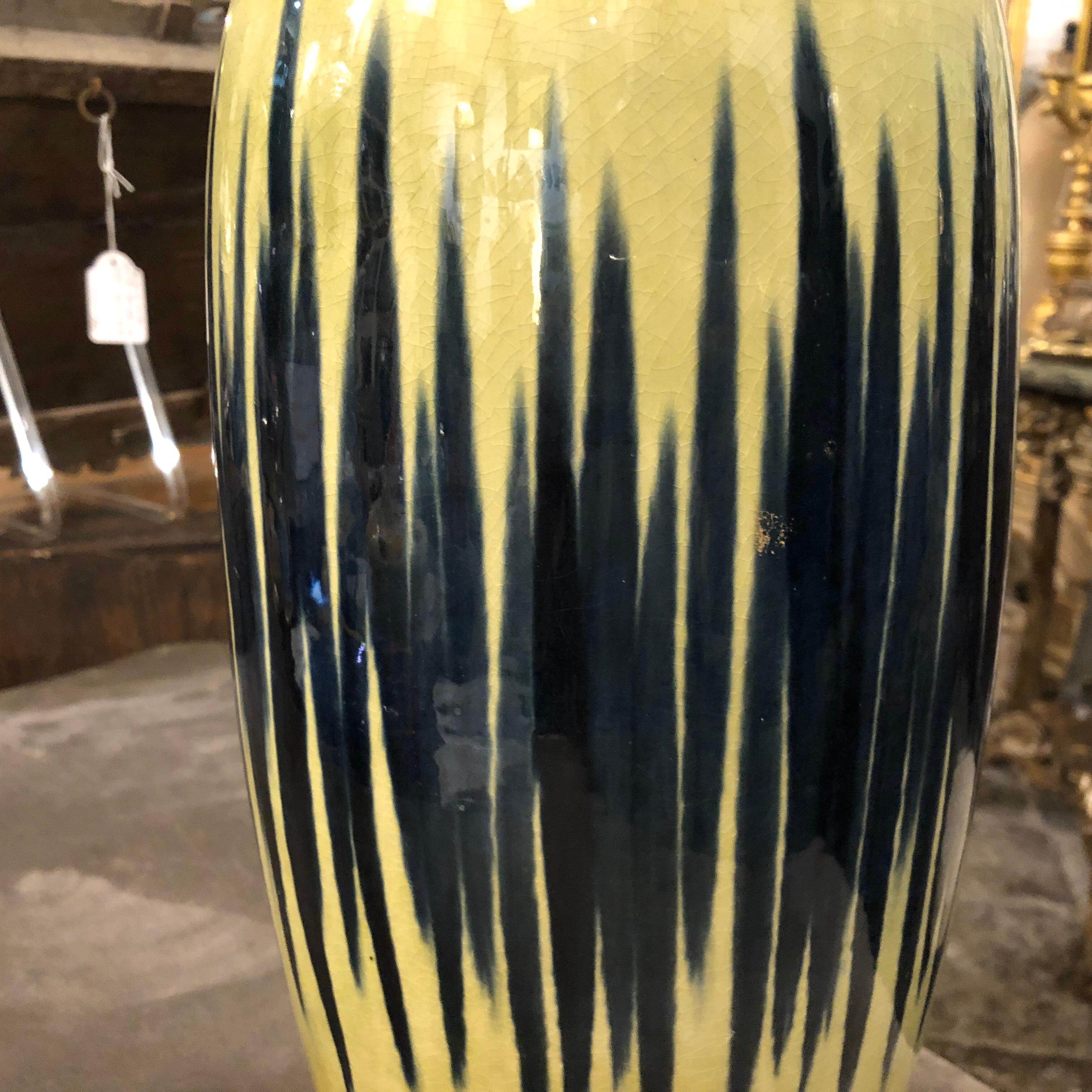 An huge lava keramik vase by Scheurich in perfect condition.