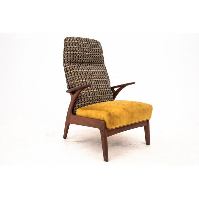 Polish Mid-Century Modern Yellow Armchair with Pull-Out Footrest, 1960