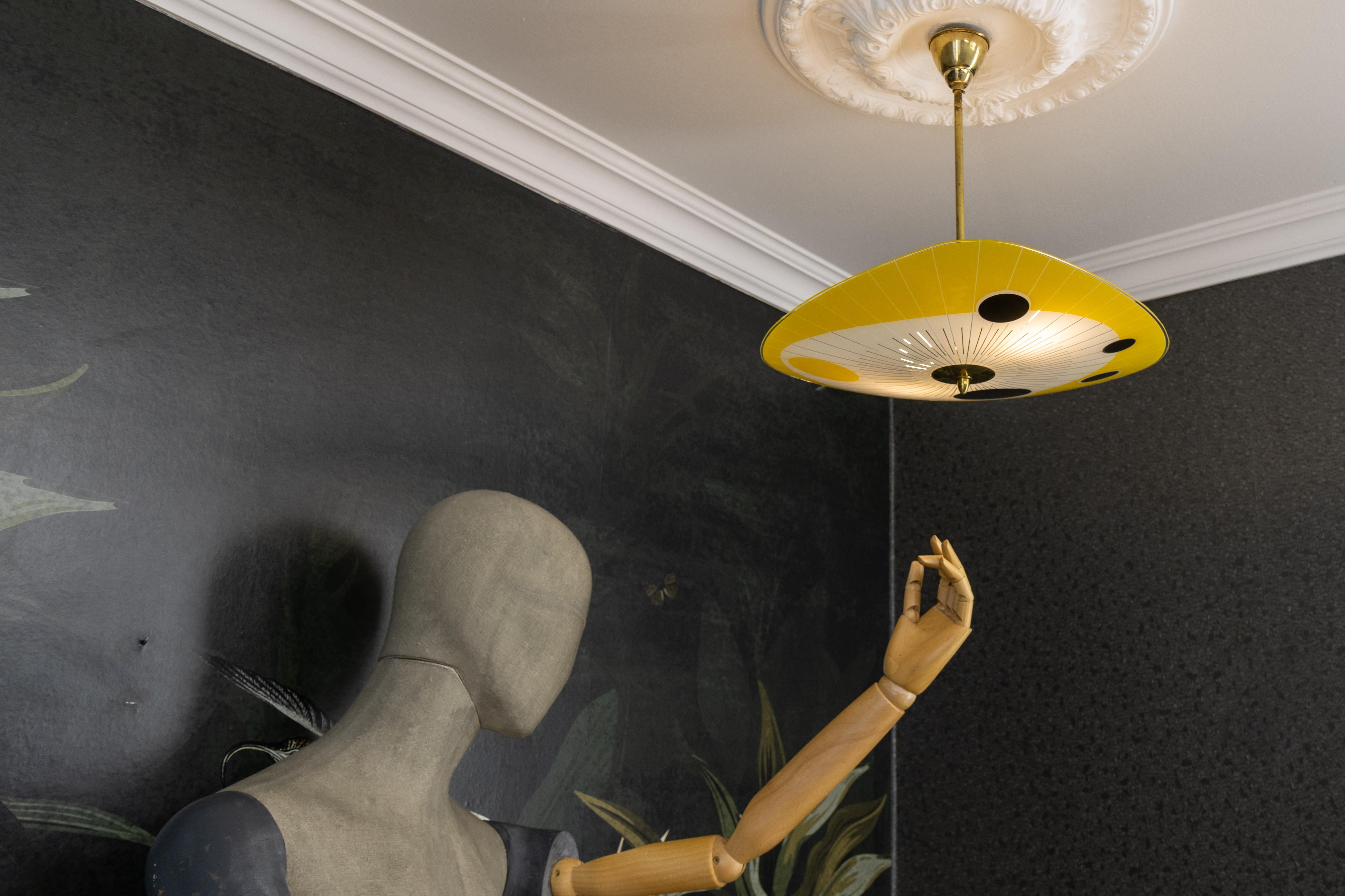 Mid-Century Modern Yellow, Black and White Glass and Brass Pendant Light, 1950s For Sale 5