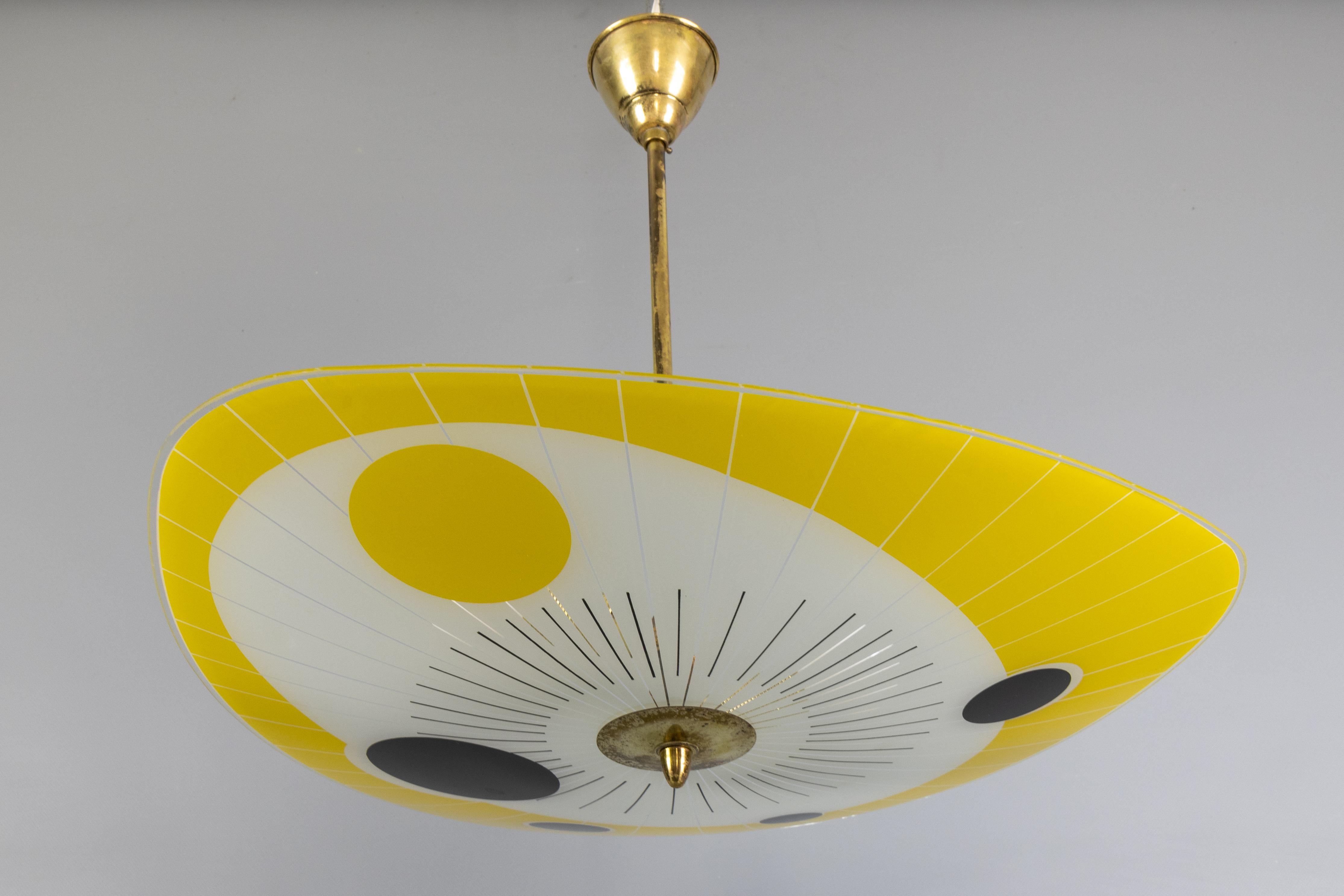 Mid-Century Modern Yellow, Black and White Glass and Brass Pendant Light, 1950s For Sale 7